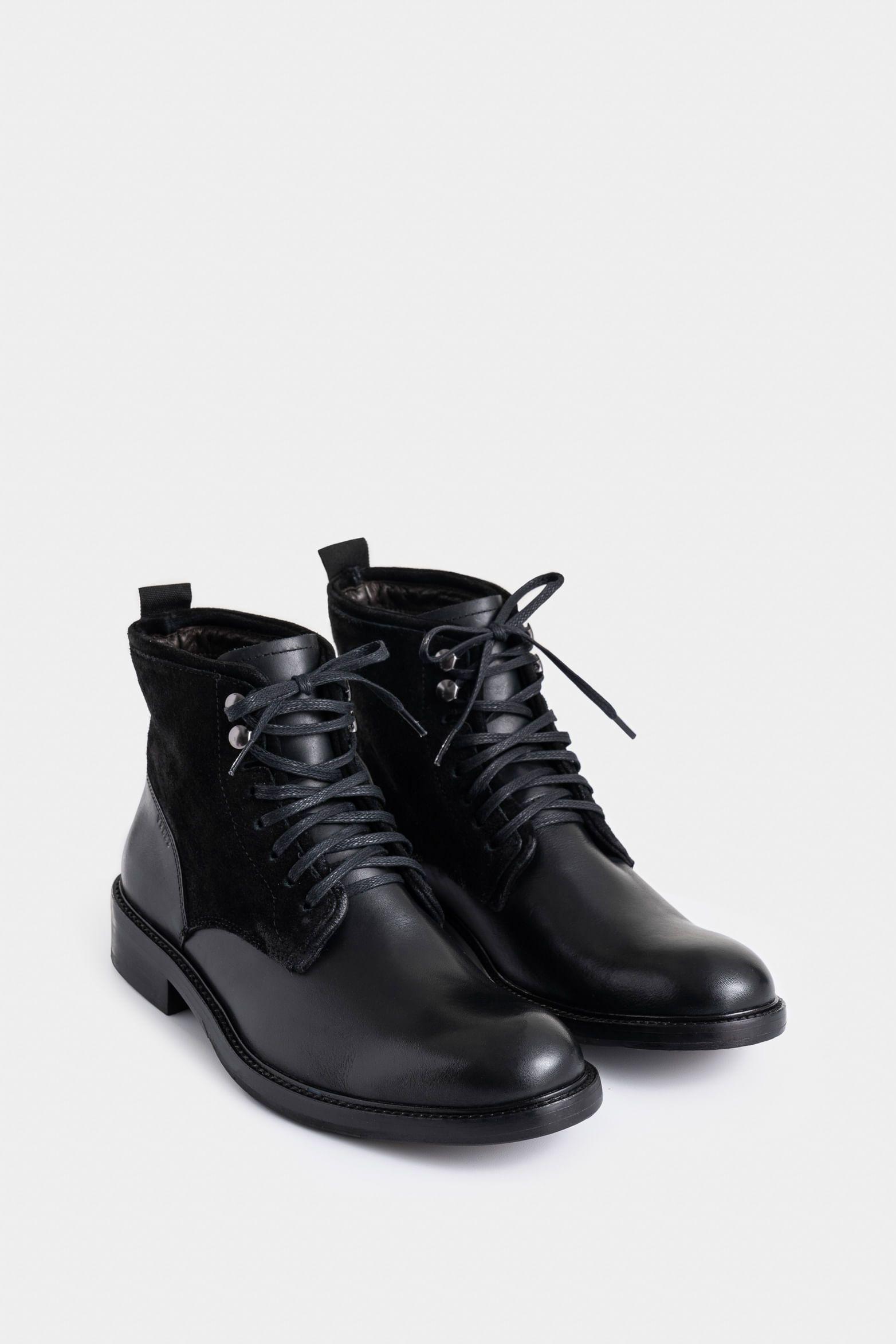 Botas solar de cuero para hombre combinación de texturas negro-1