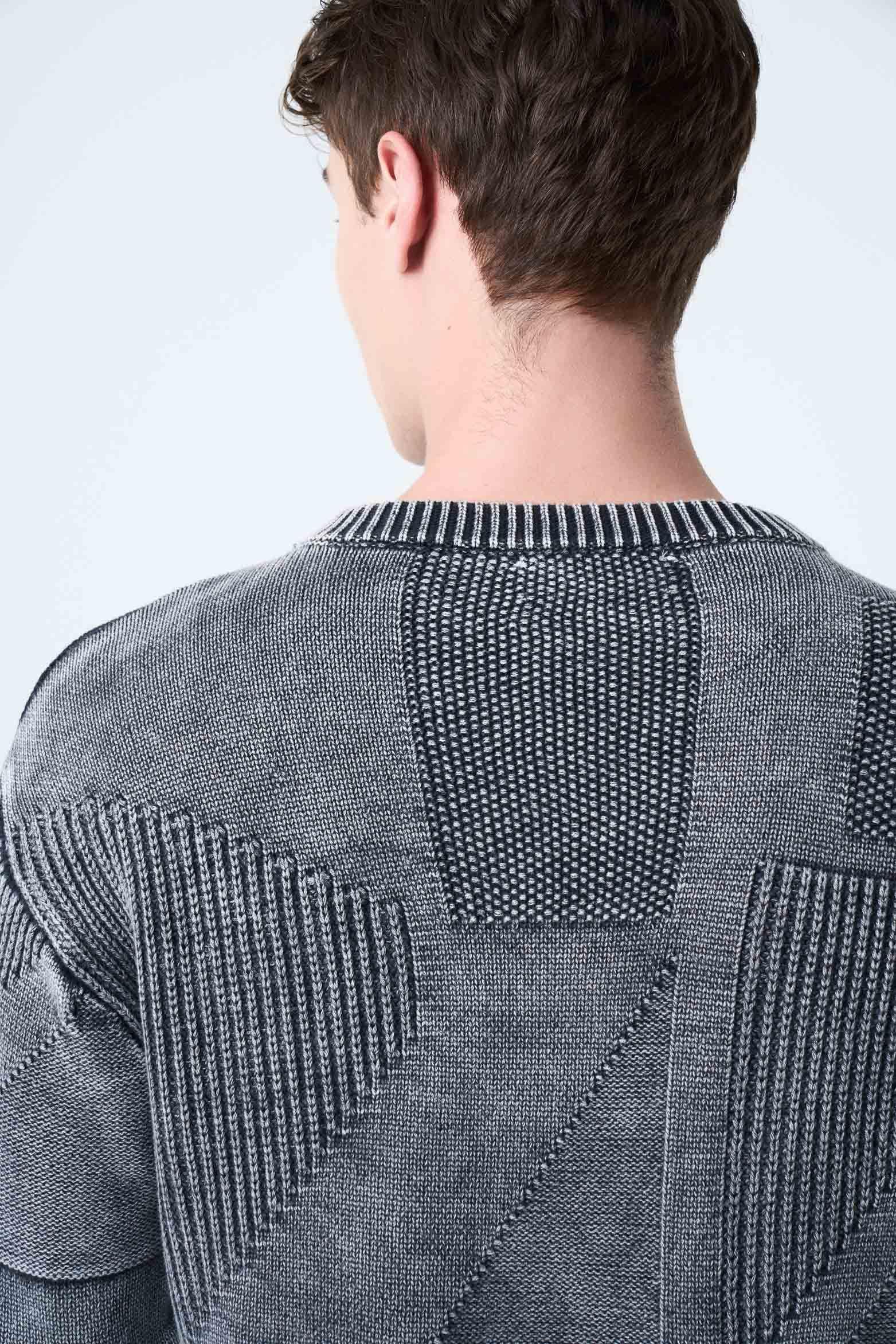 Sweater tejido Triángulos para hombre semi ajustado gris-5