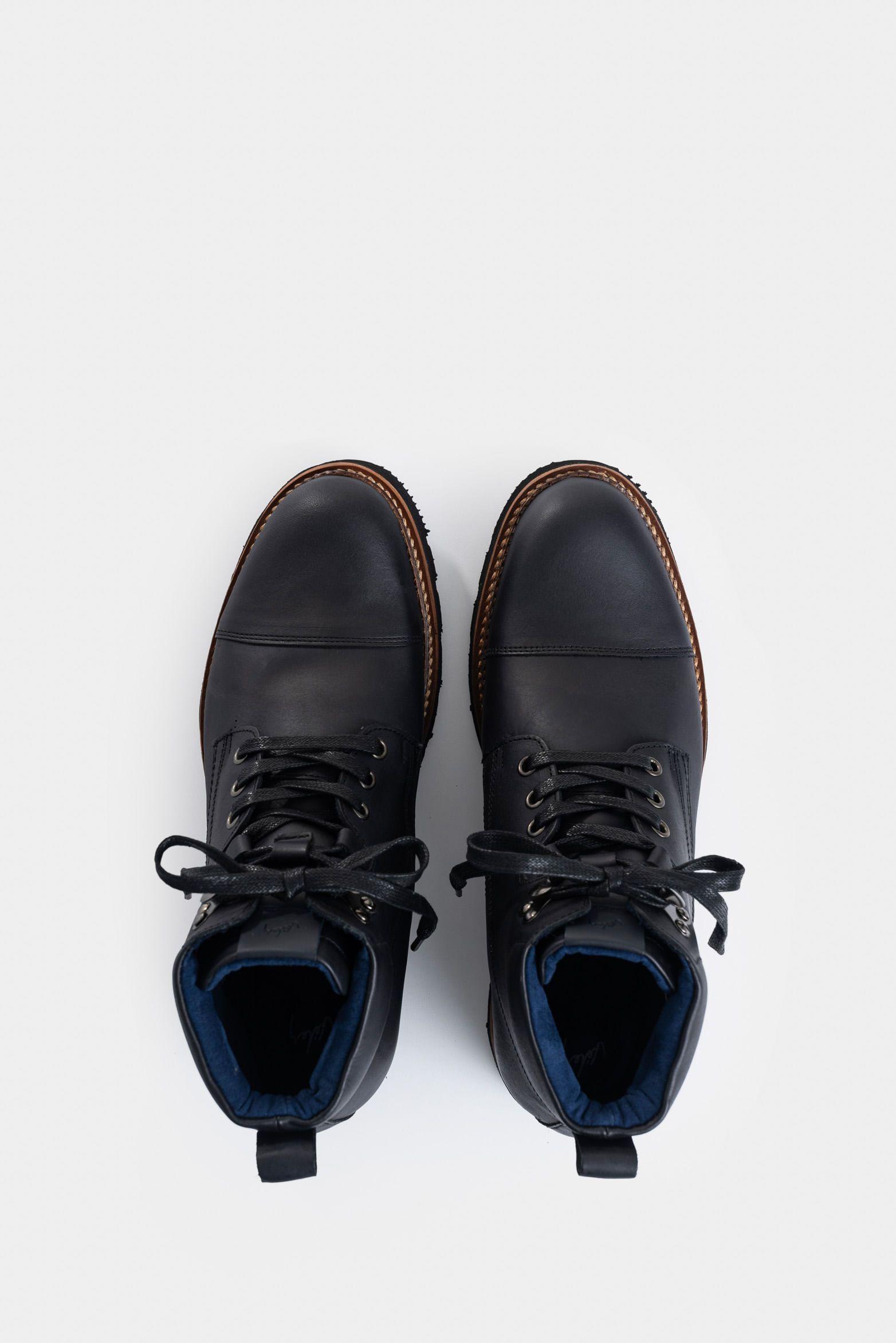 Botas Karioka de cuero para hombre tractoradas negro-3