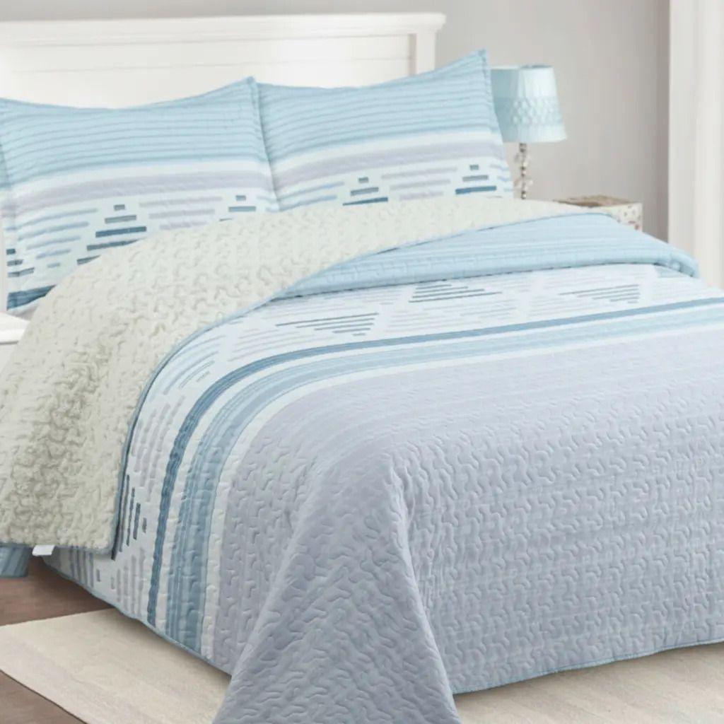Cubrecama Quilt Sherpa 2pl - Varios Modelos W.m G Celeste Azul Y Blanco. Diseño A Franjas -2