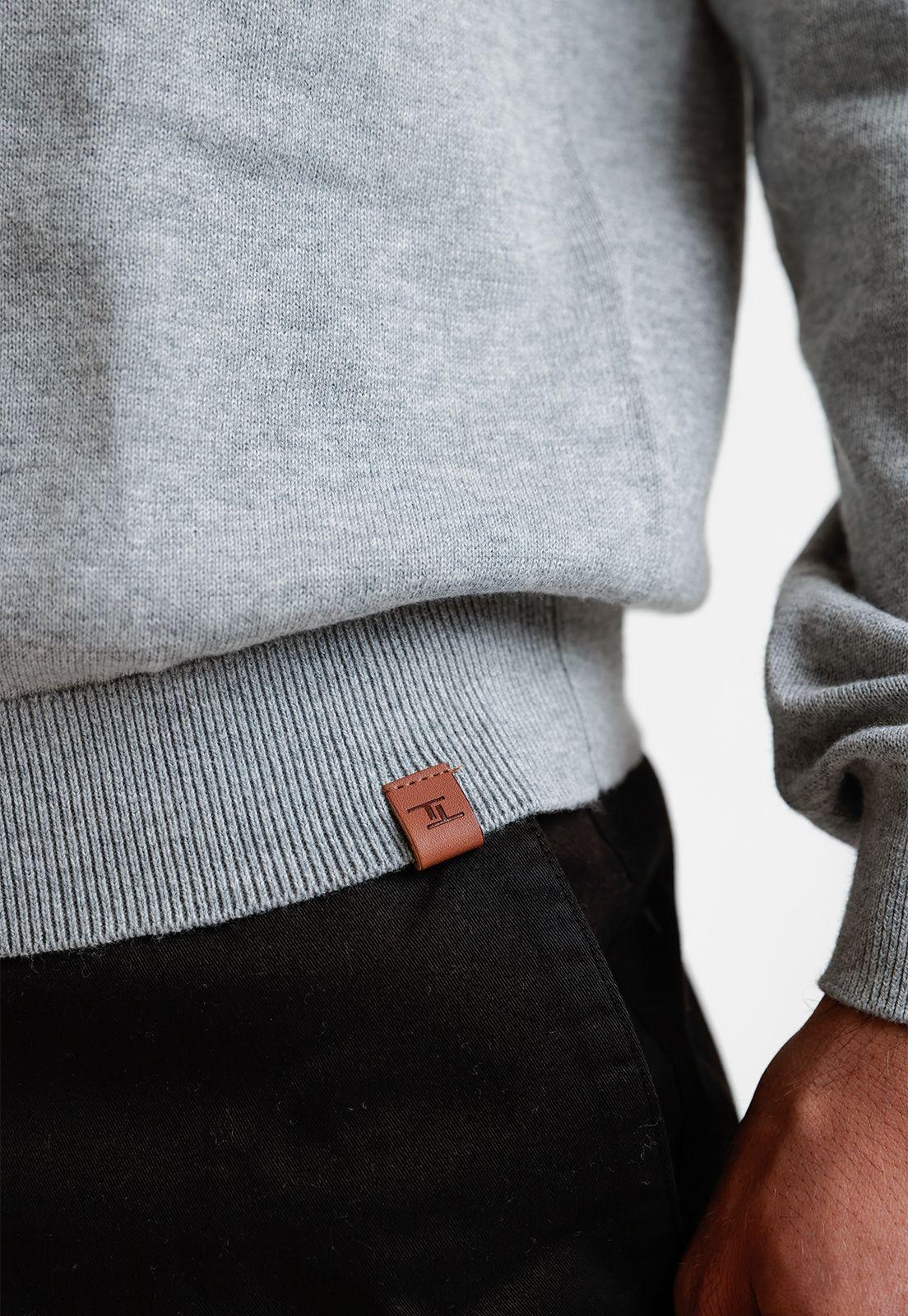 Sweater Hombre Cuello V Parrot Gris Melange-2