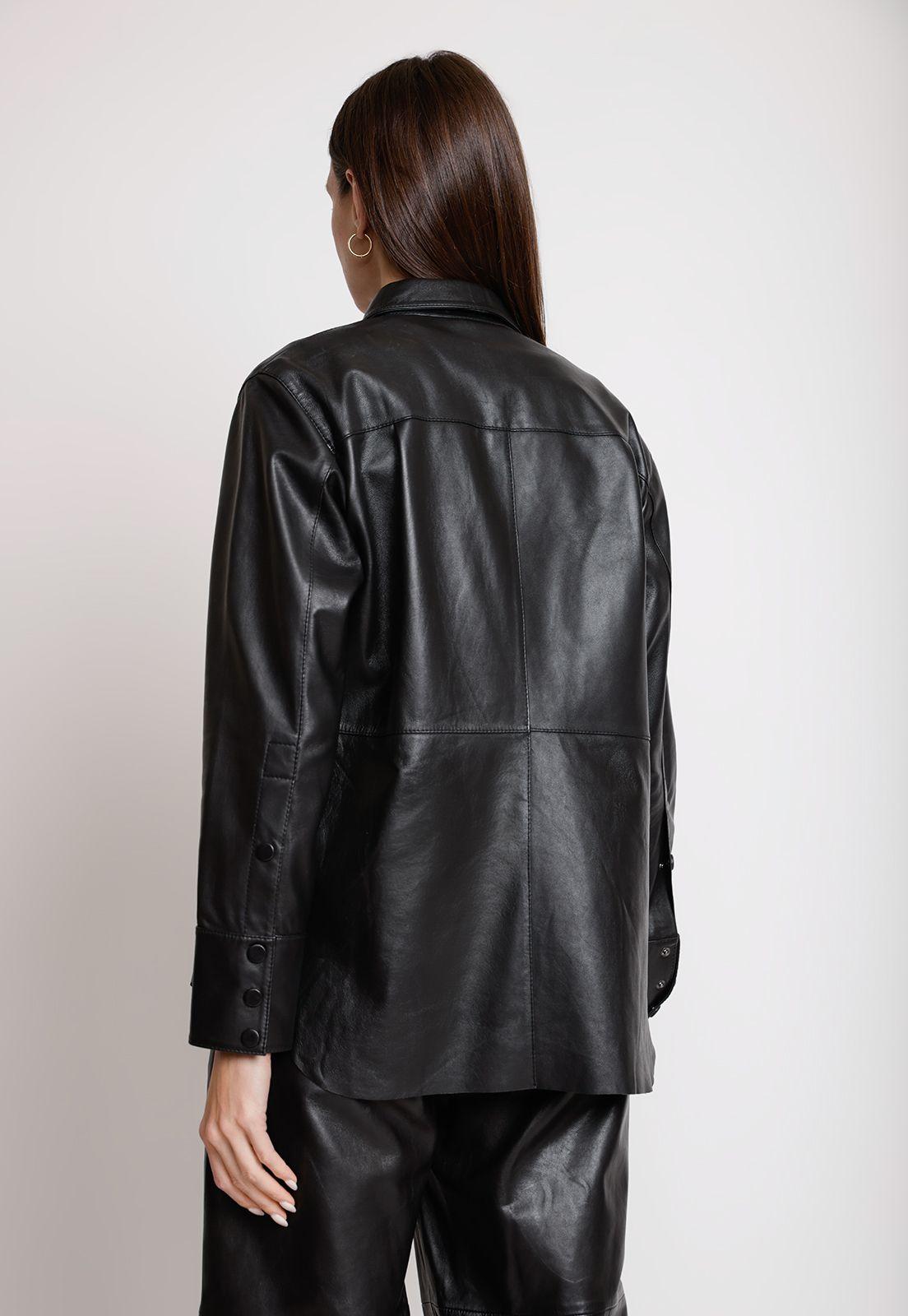 Sobrecamisa De Cuero Mujer Modelo Beca Color Negro-1
