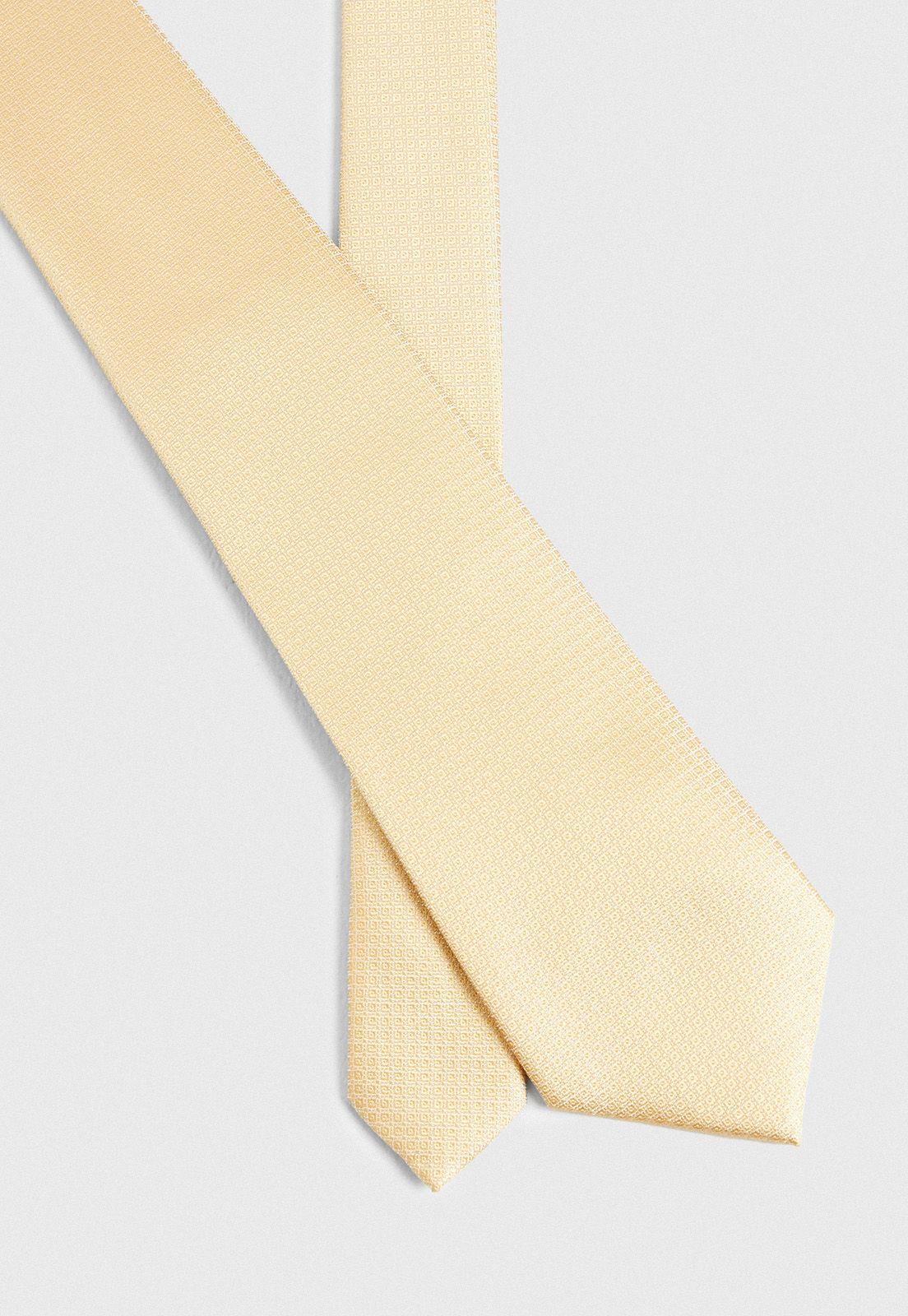 Corbata Andrew detalle microdiseño amarillo-1