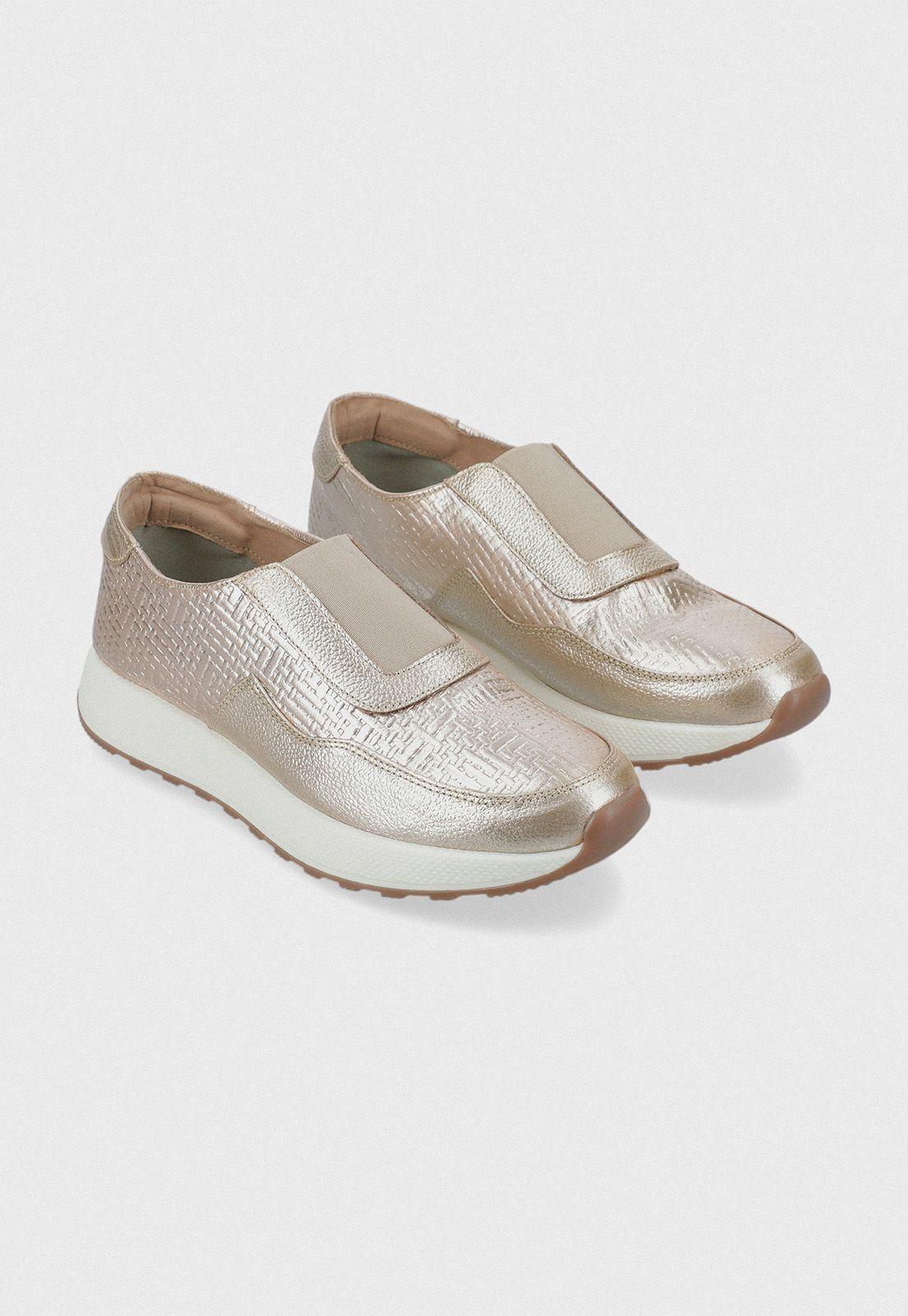 Zapatilla De Mujer Modelo Albw108 Color Dorado-2