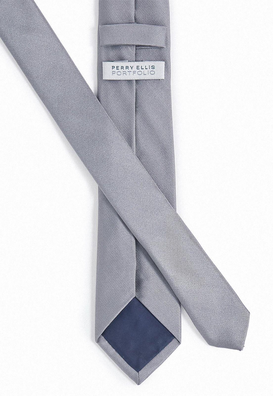 Corbata Lisa Plata Resist Spill Plata-2