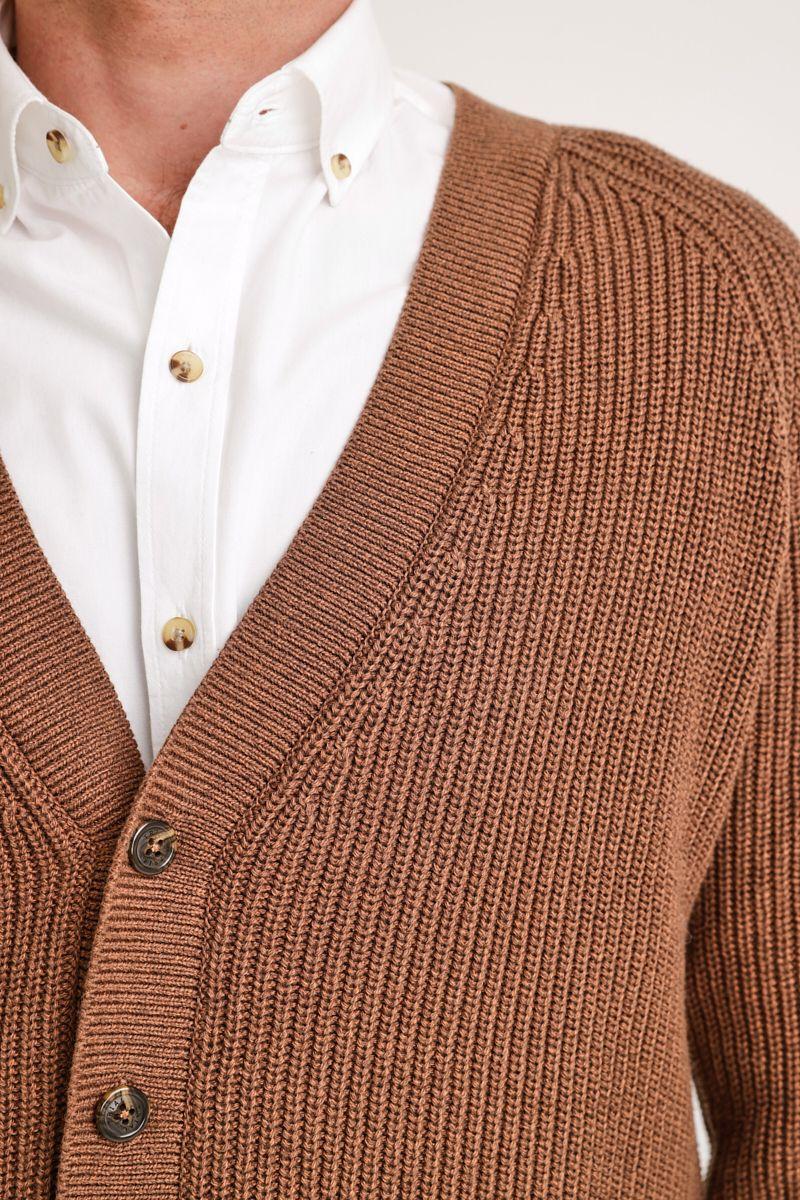 Cardigan de hombre tejido café-2