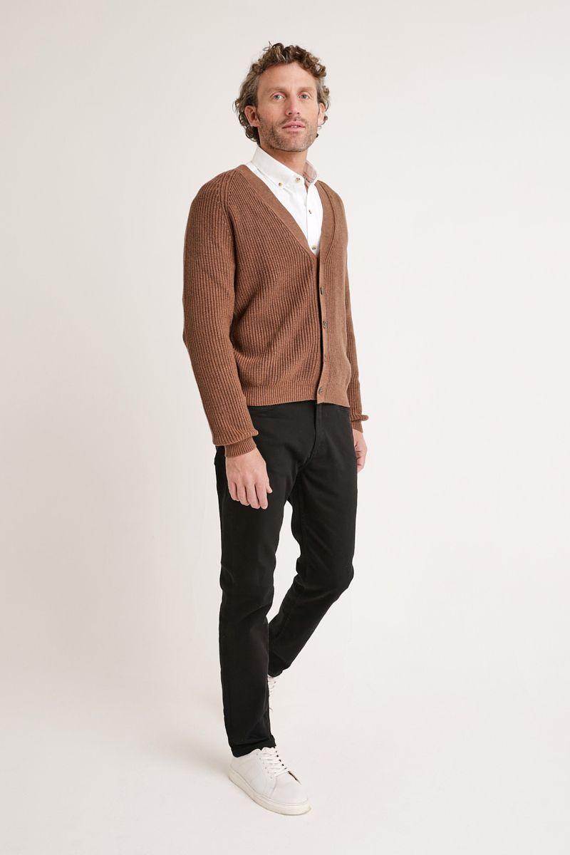 Cardigan de hombre tejido café-3