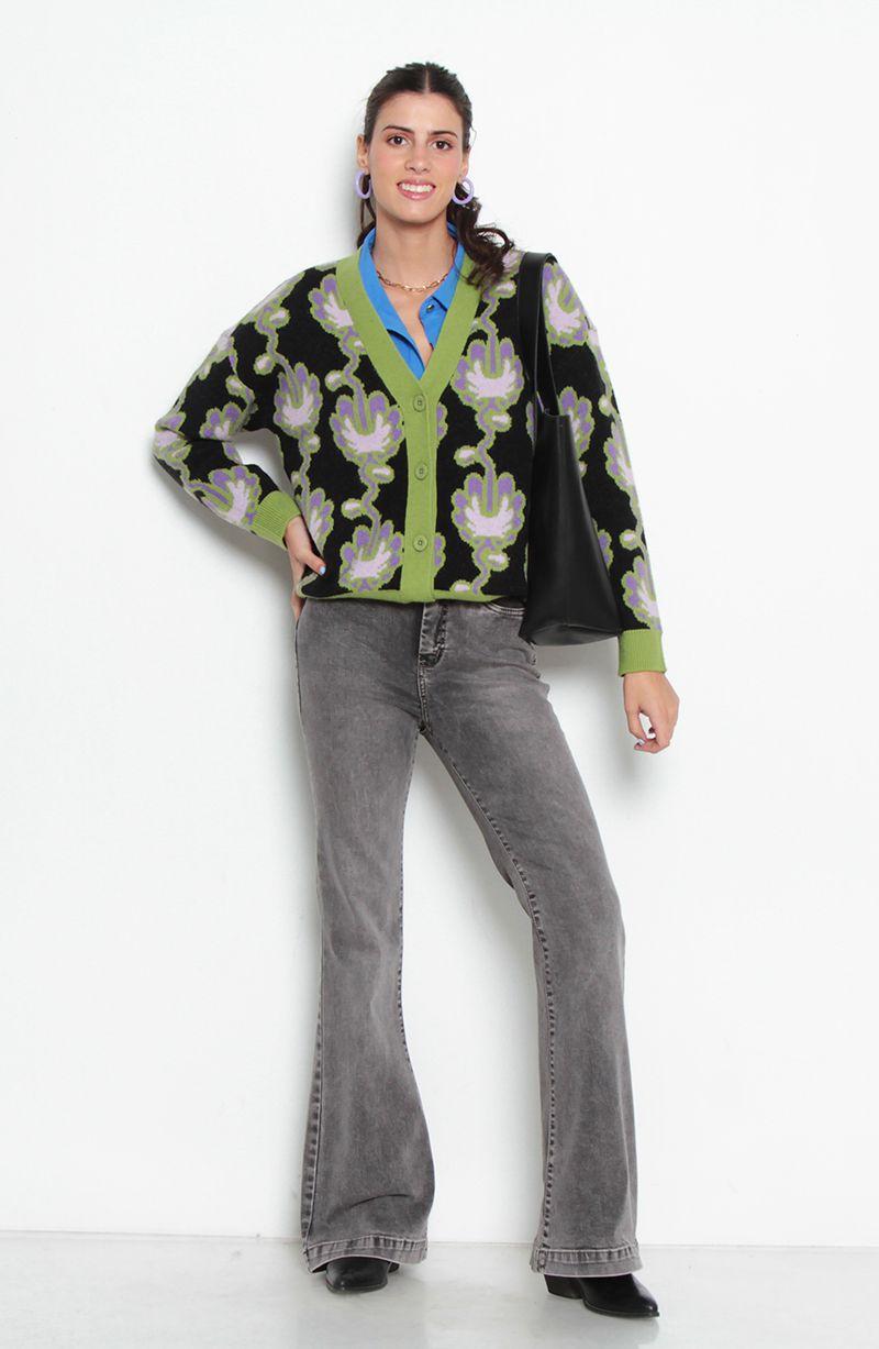 Chaleco Manga Larga Estampado Abotonado   Escote V-4