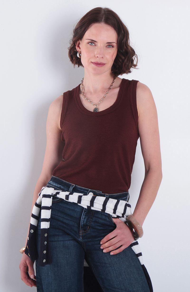Polera Textura Sin Manga Escote Redondo-0