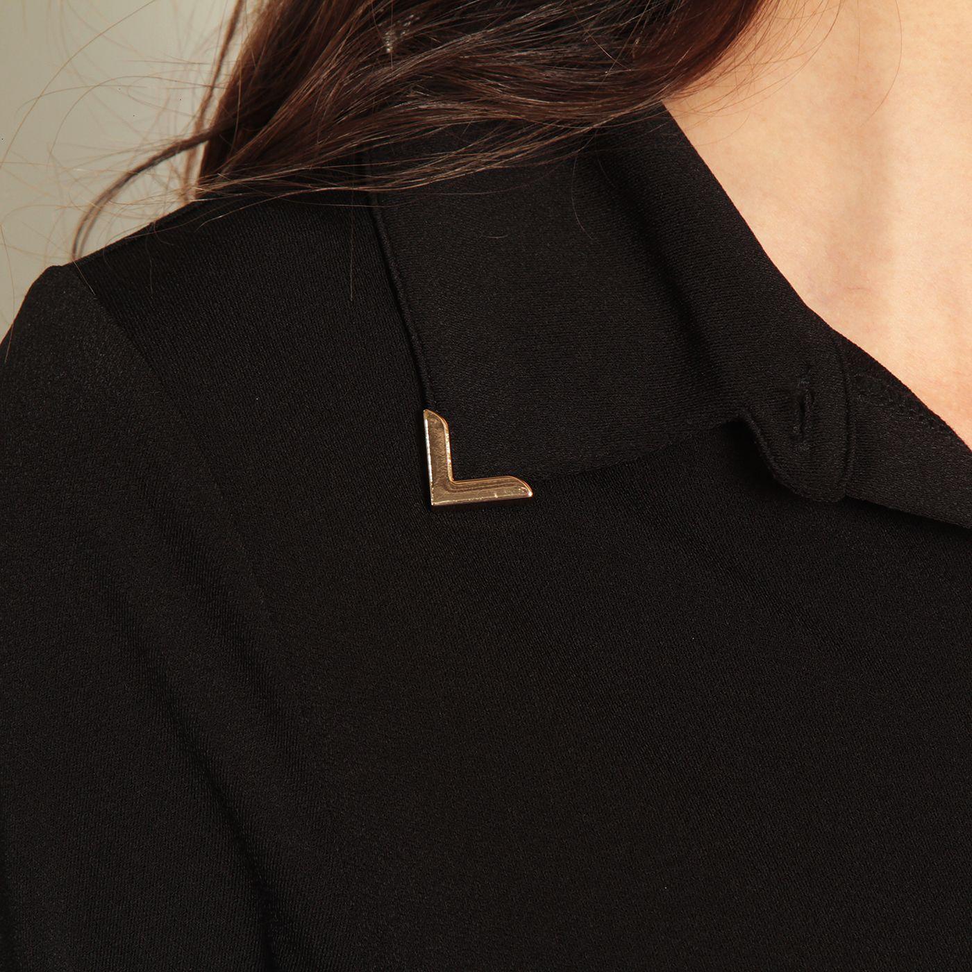 Blusa Manga Larga Abotonada En Delantero Y Aplicacion En Punta Cuello-5