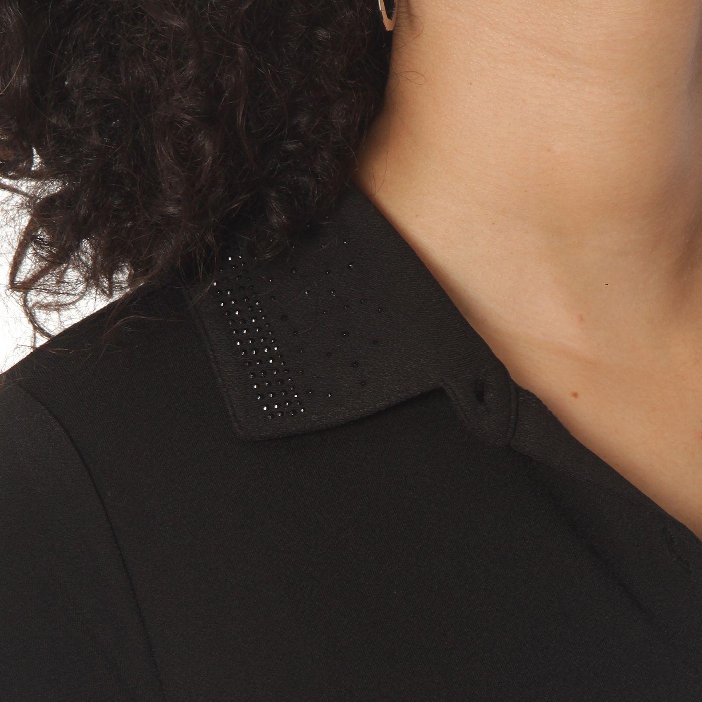 Blusa Manga Larga Abotonada En Delantero Con Aplicacion En Cuello-5