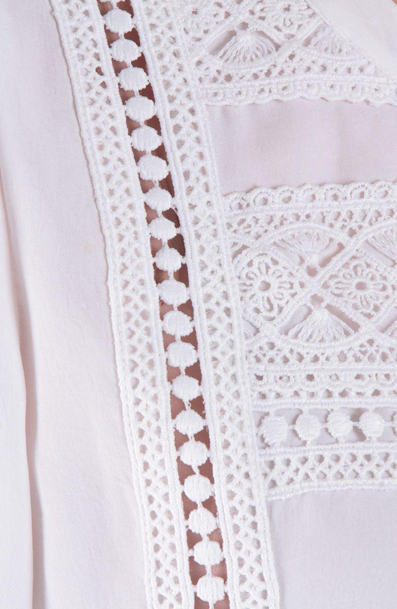 Blusa Manga Larga Bordery Escote V-6