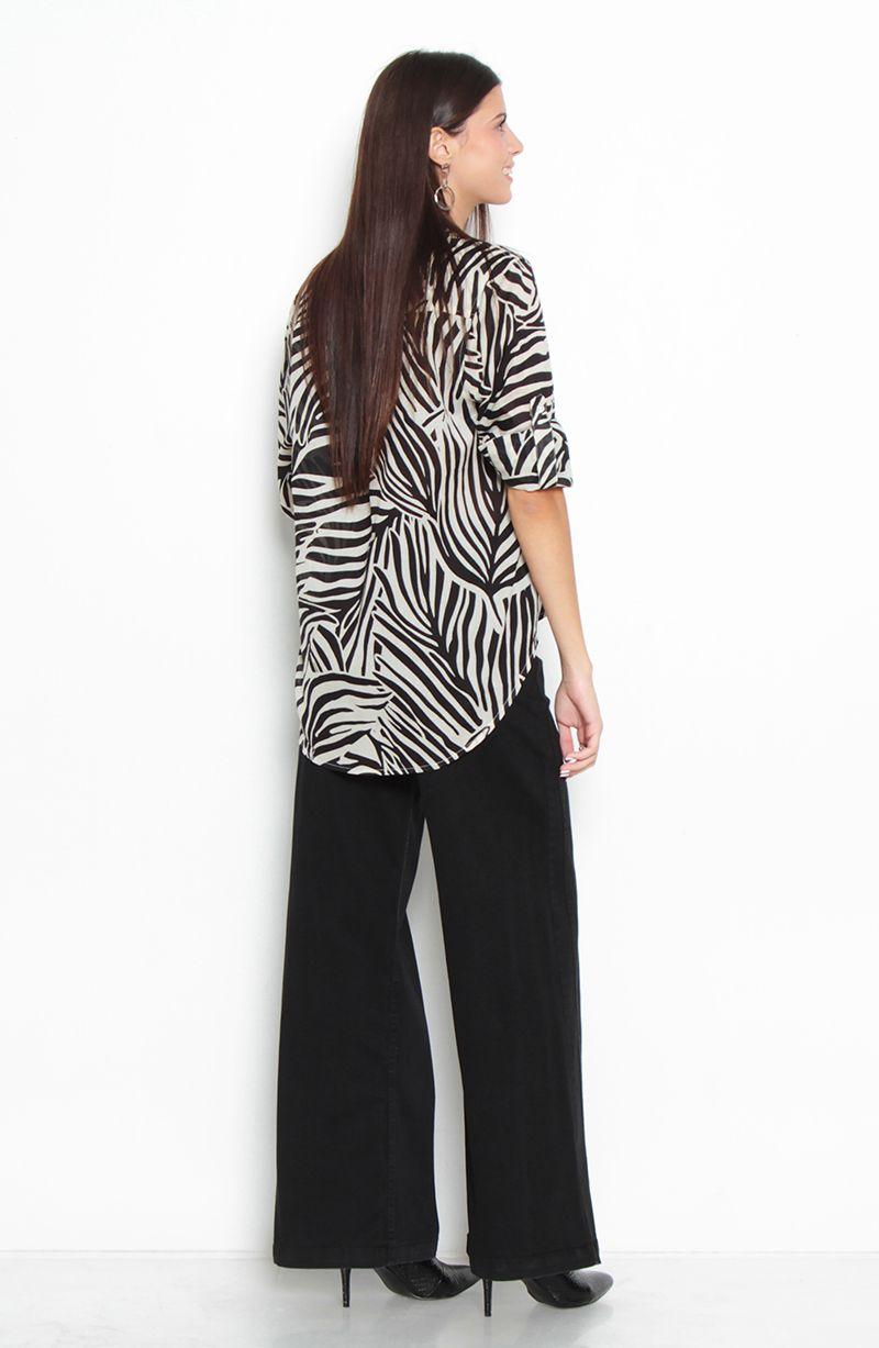 Blusa Estampada Manga Larga Abotonada En Delantero Y Bolsillo-6