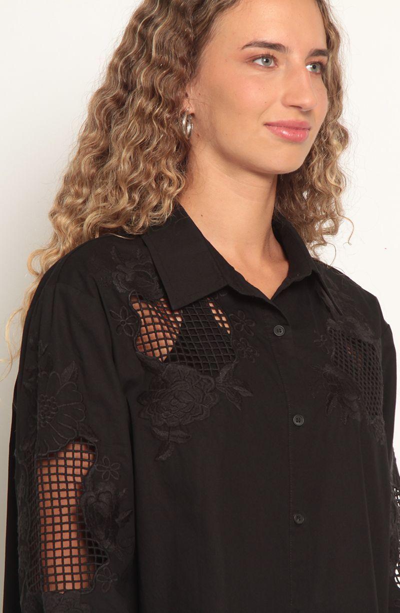 Blusa Manga Larga Con Aplicacion De Encaje Abotonada En Delantero-3