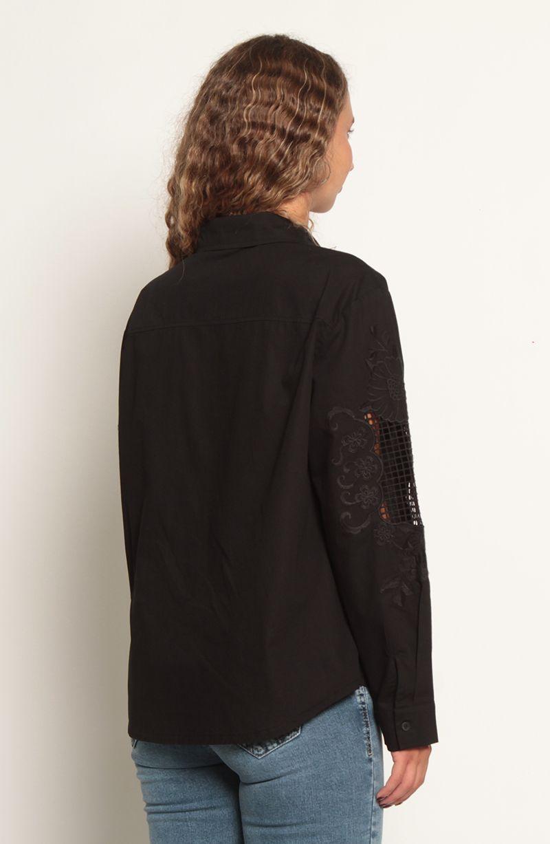 Blusa Manga Larga Con Aplicacion De Encaje Abotonada En Delantero-4