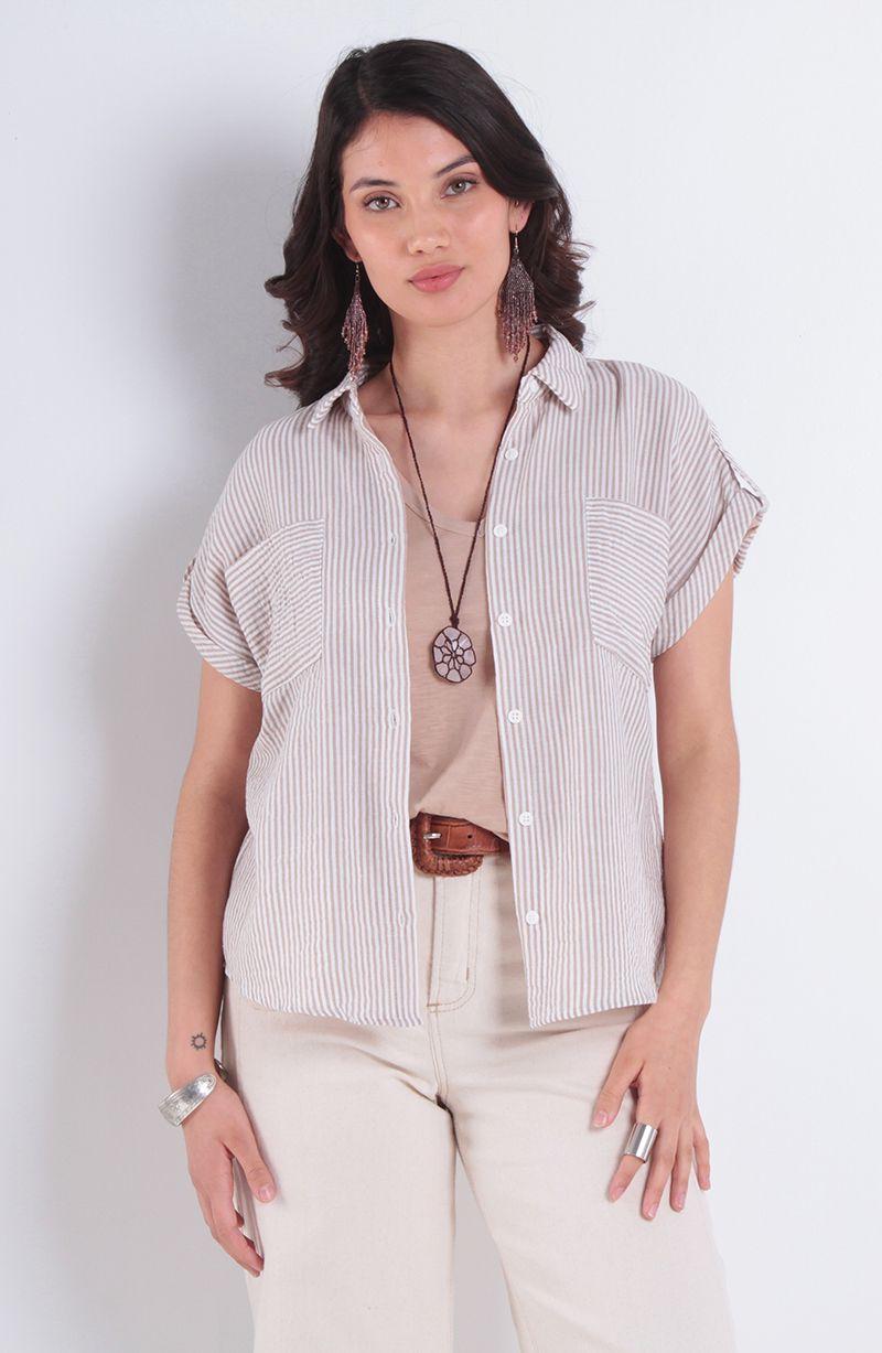 Blusa Manga Corta Listada Abotonada Con Bolsilla-0