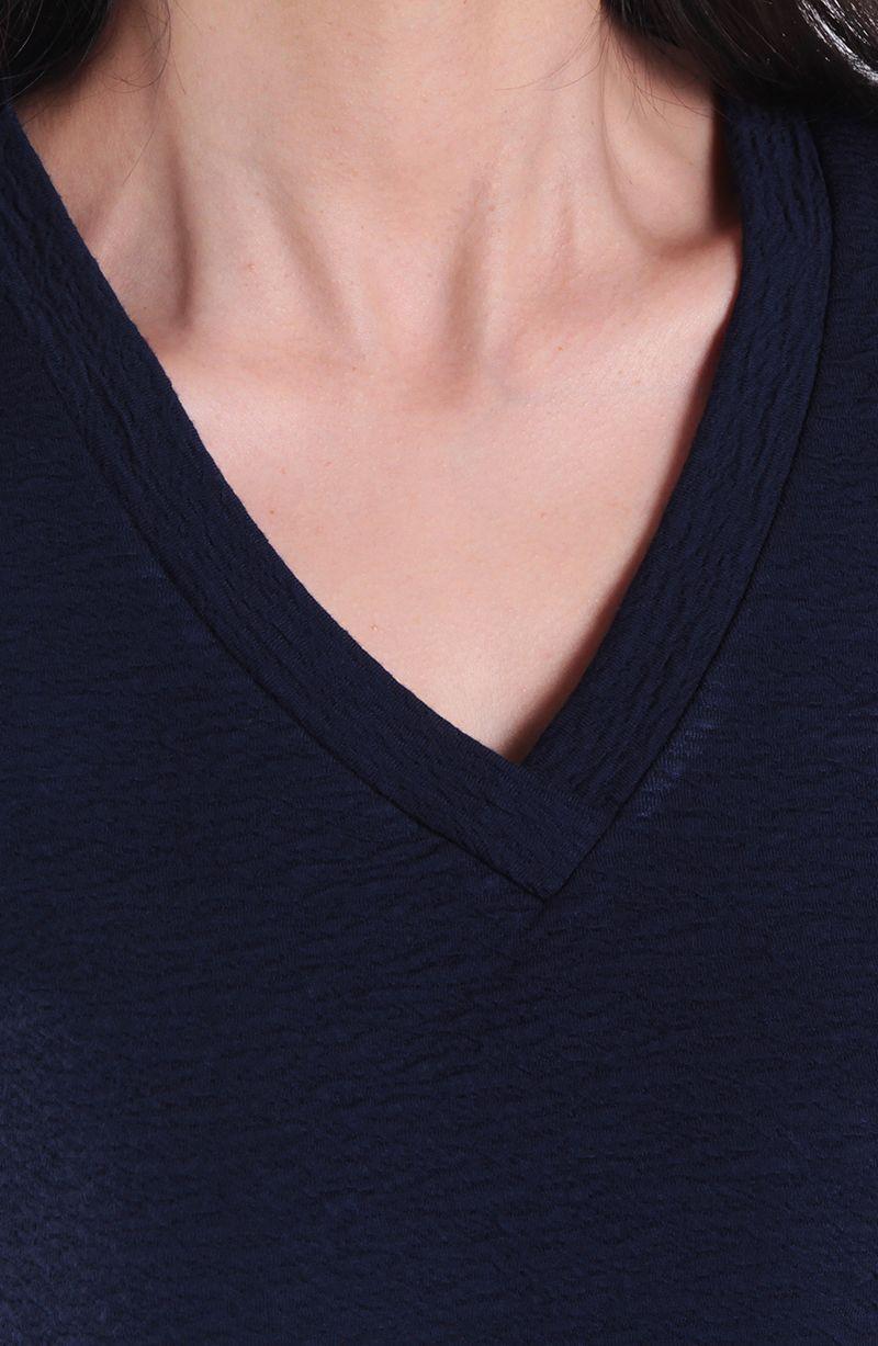 Polera Textura Manga Corta Escote V-1