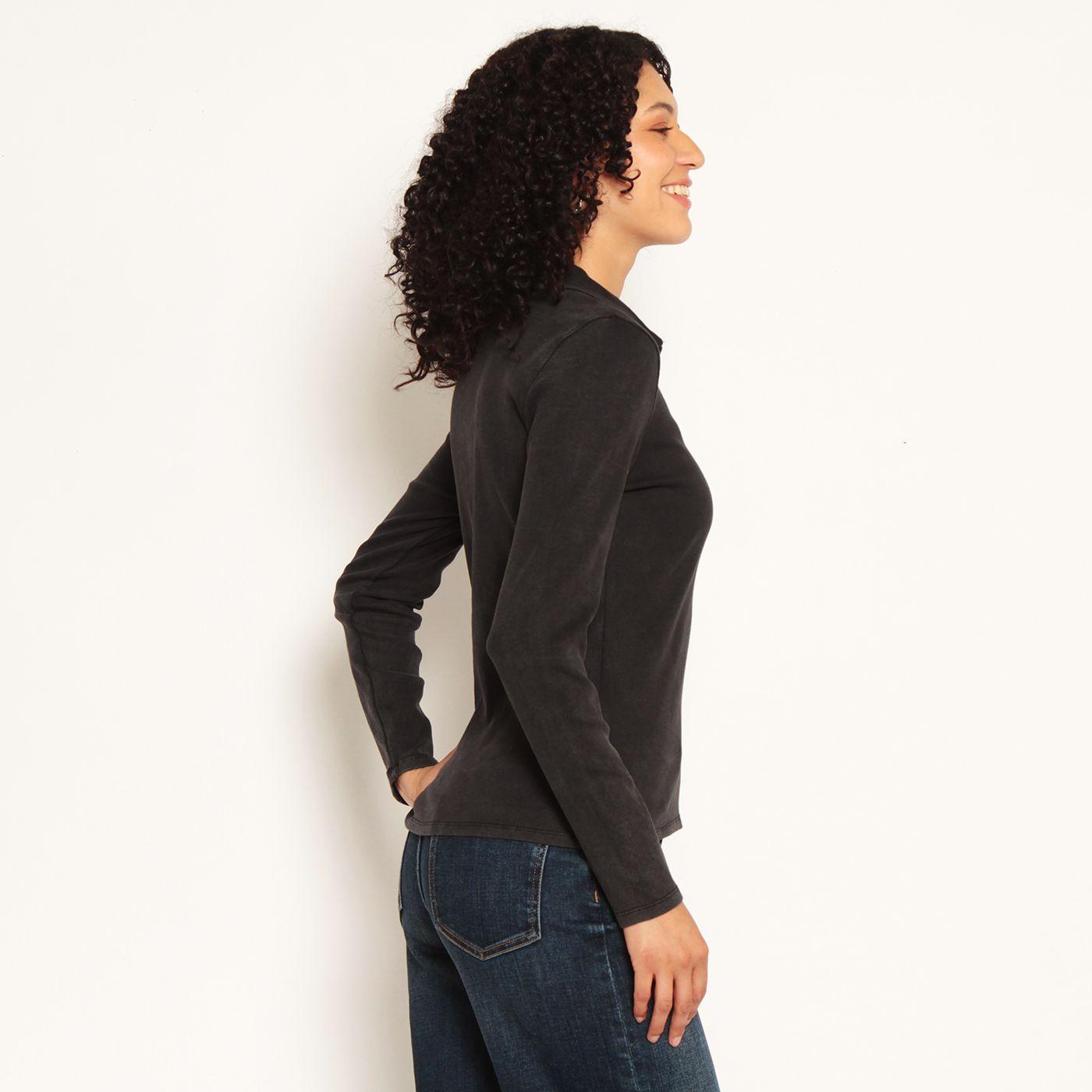 Polera Manga Larga Acid Wash Con Cierre En Escote-4