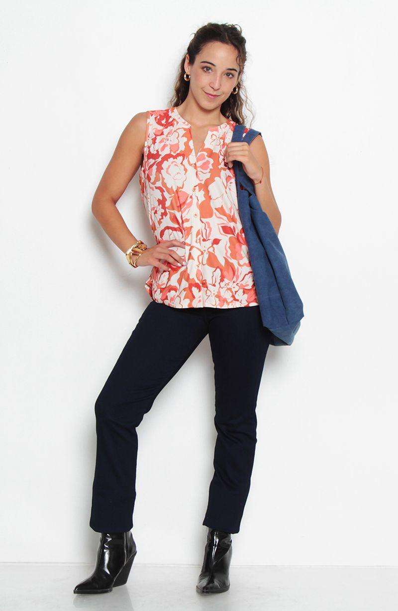 Blusa Sin Manga Estampada Escote V-2
