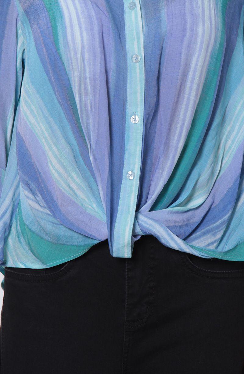 Blusa Listada Manga Larga Abotonada En Delantero-3