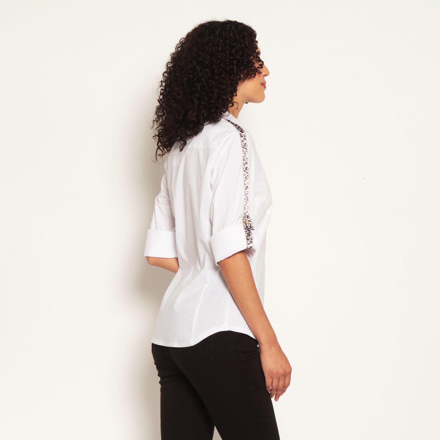 Blusa Manga 3/4 Abotonada En Delantero Tela Tejida En Costado Y Cinta-3