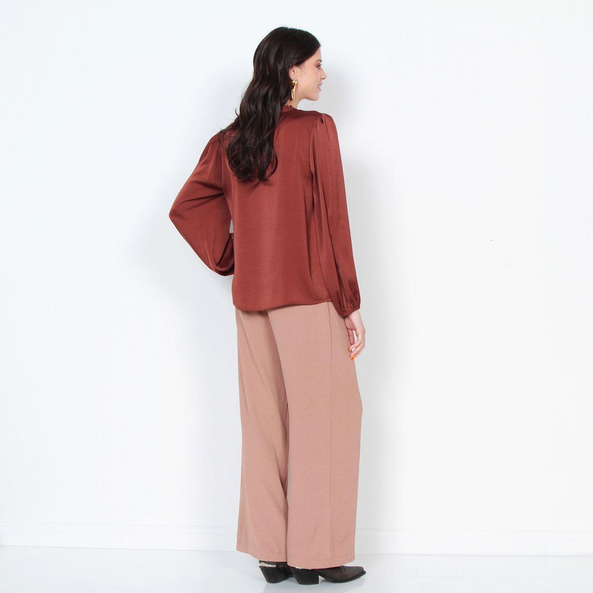 Blusa Manga Larga Satinada Con Aplicacion Es Escote Abotonada-6