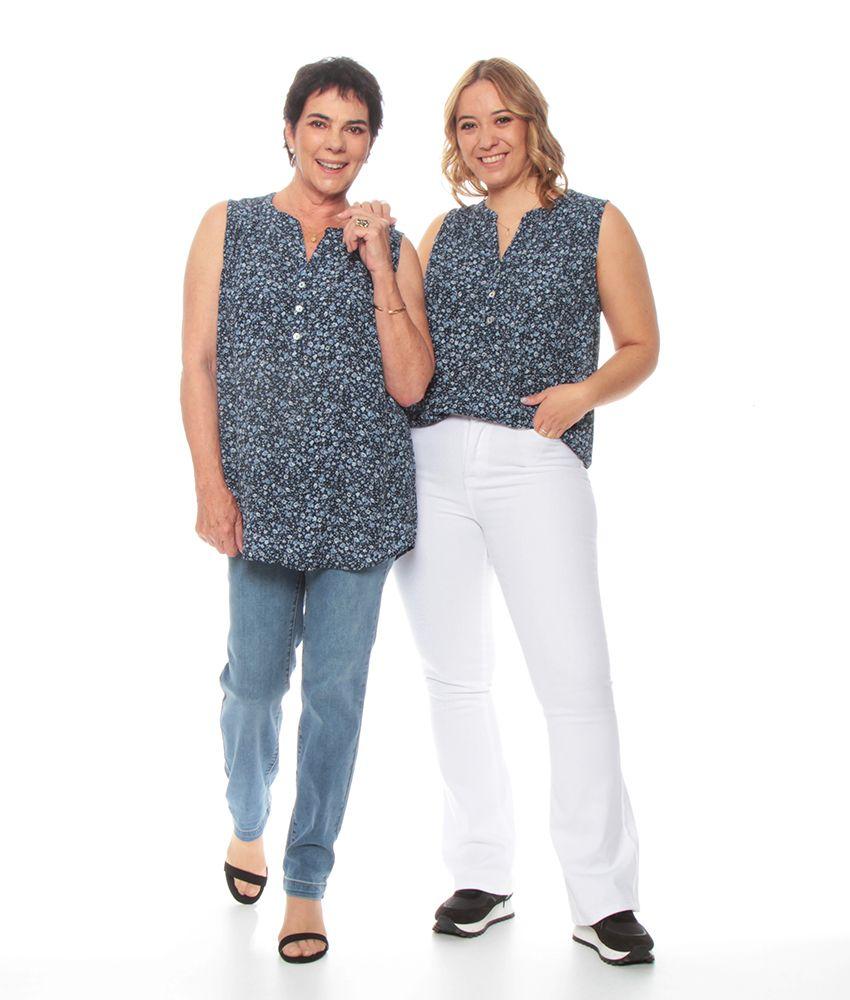 Blusa Sin Manga Estampada Escote V Con Botones-8