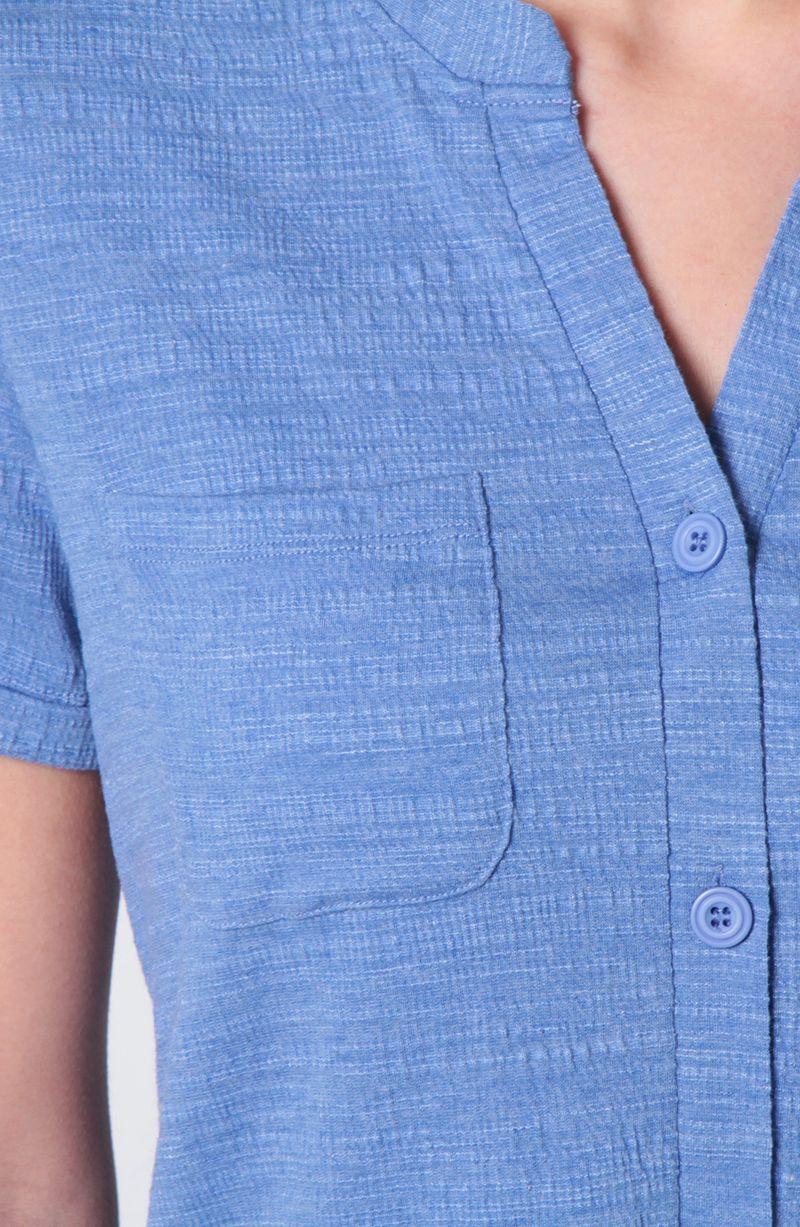 Blusa Manga Corta Abotonada En Delantero Con Bolsillo Escote V-2