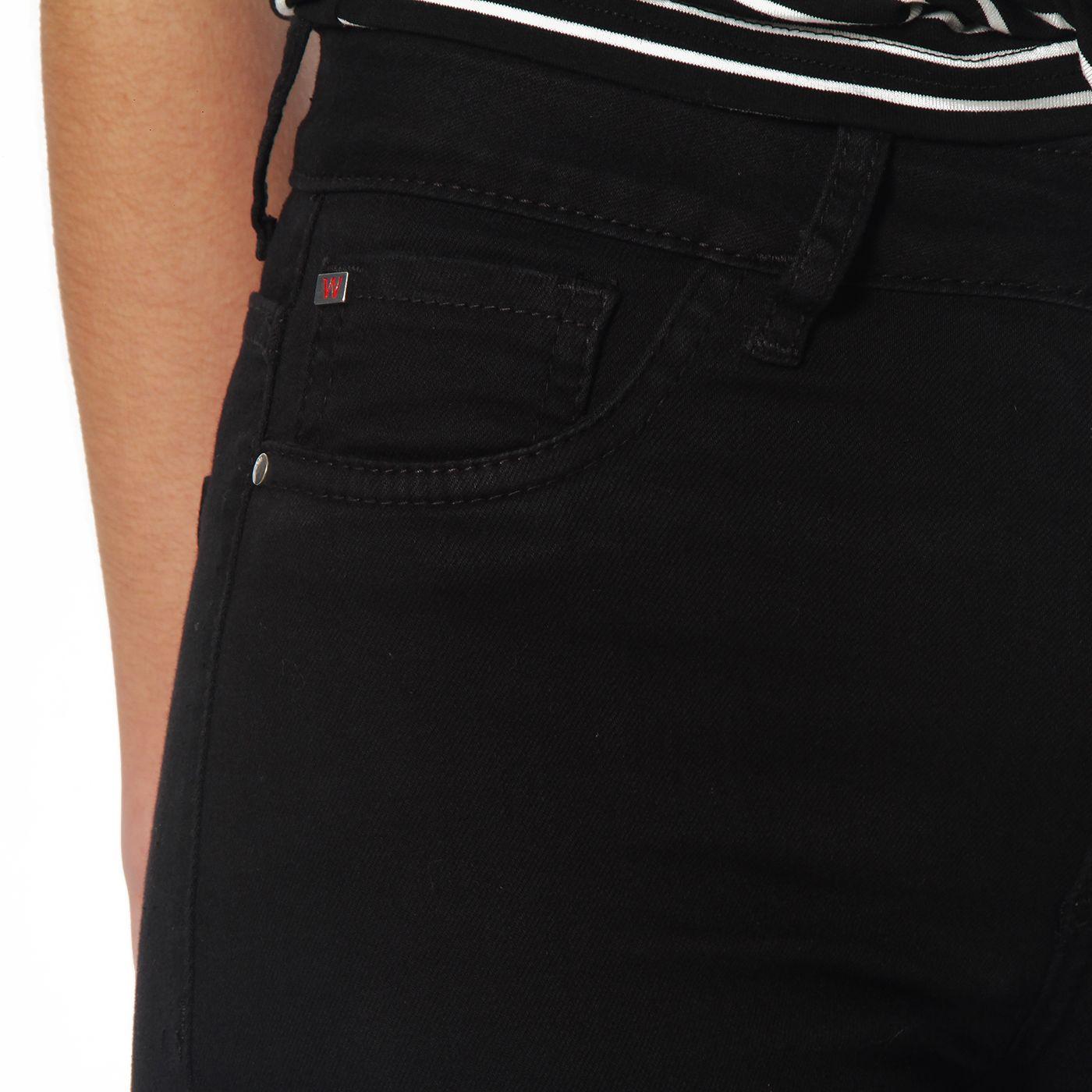 Jeans  Flare Tiro Medio Pretina Basica 1 Boton-9