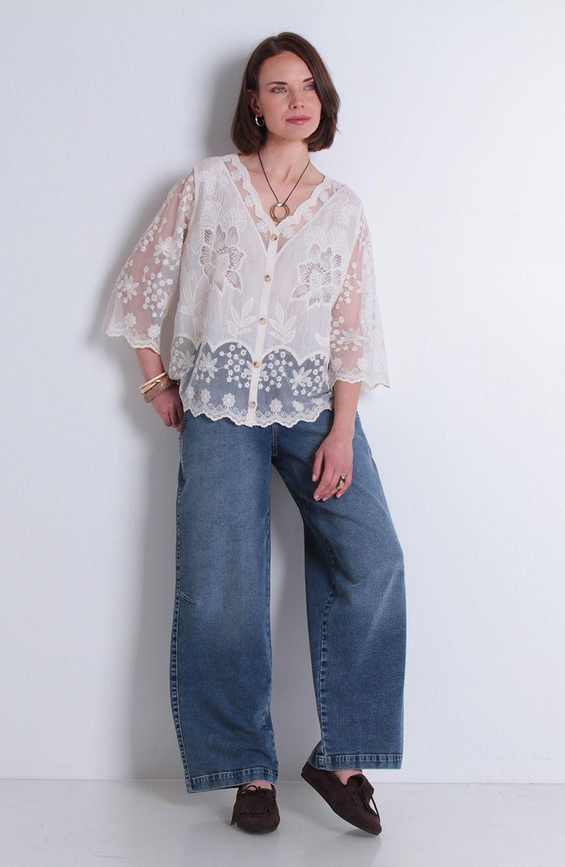 Blusa Embroidery Manga Corta Abotonada En Delantero Escote V-5