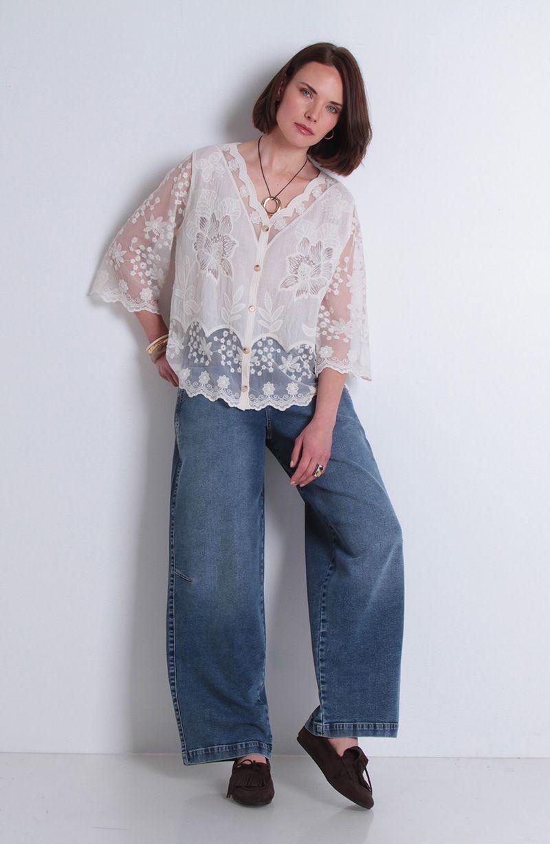 Blusa Embroidery Manga Corta Abotonada En Delantero Escote V-6