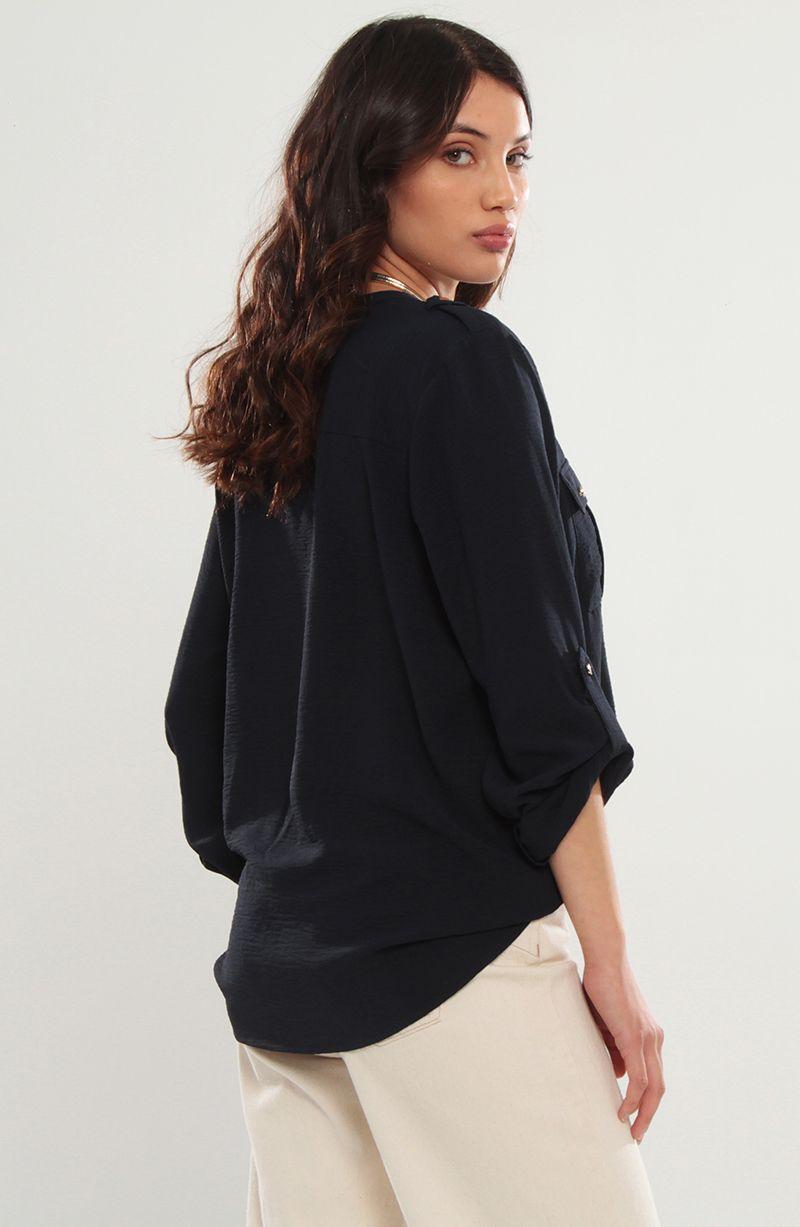 Blusa Manga Larga Abotonada En Delantero Con Bolsillo Escote V-3