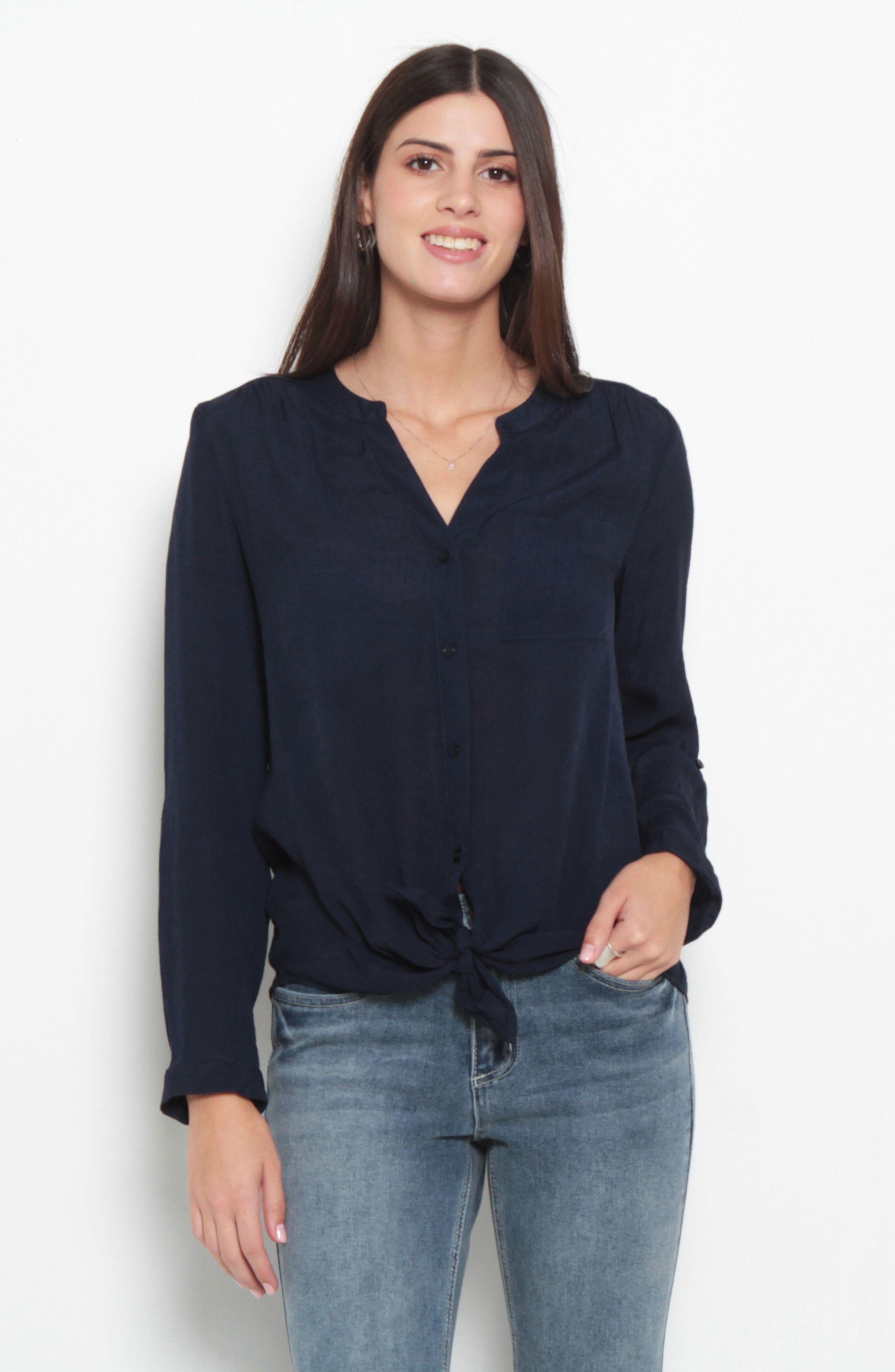 Blusa Manga Larga Escote V Abotonada En Delantero Con Bolsillo-0