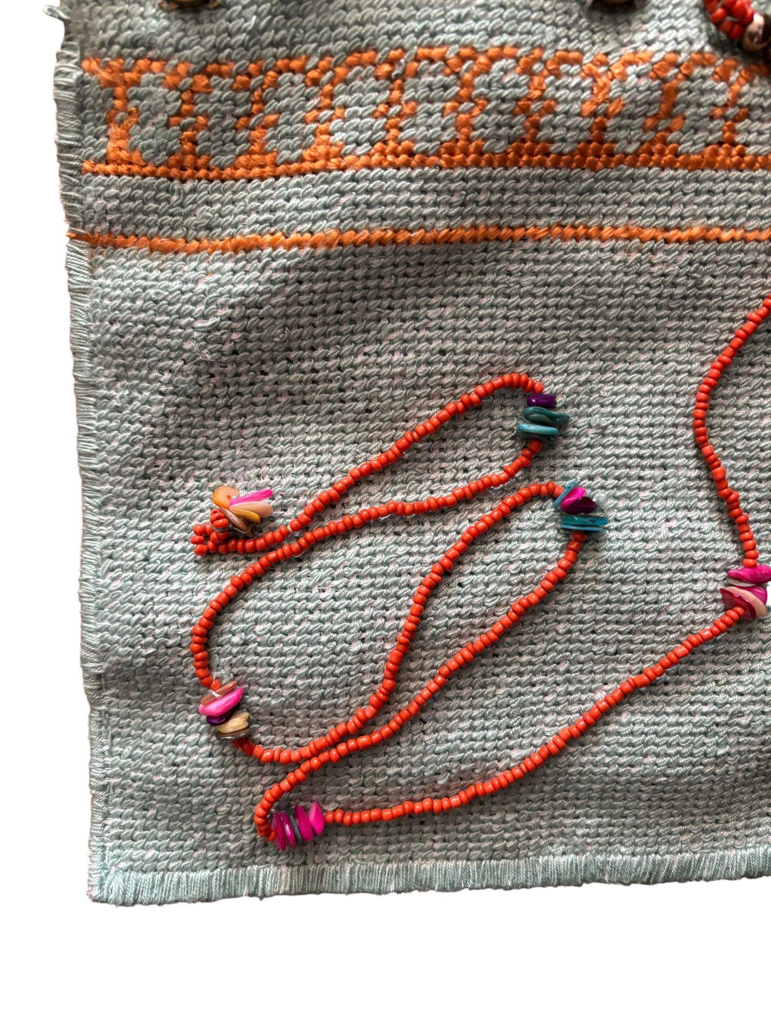 Cartera verde agua con piedras hecha a mano diseño exclusivo-2