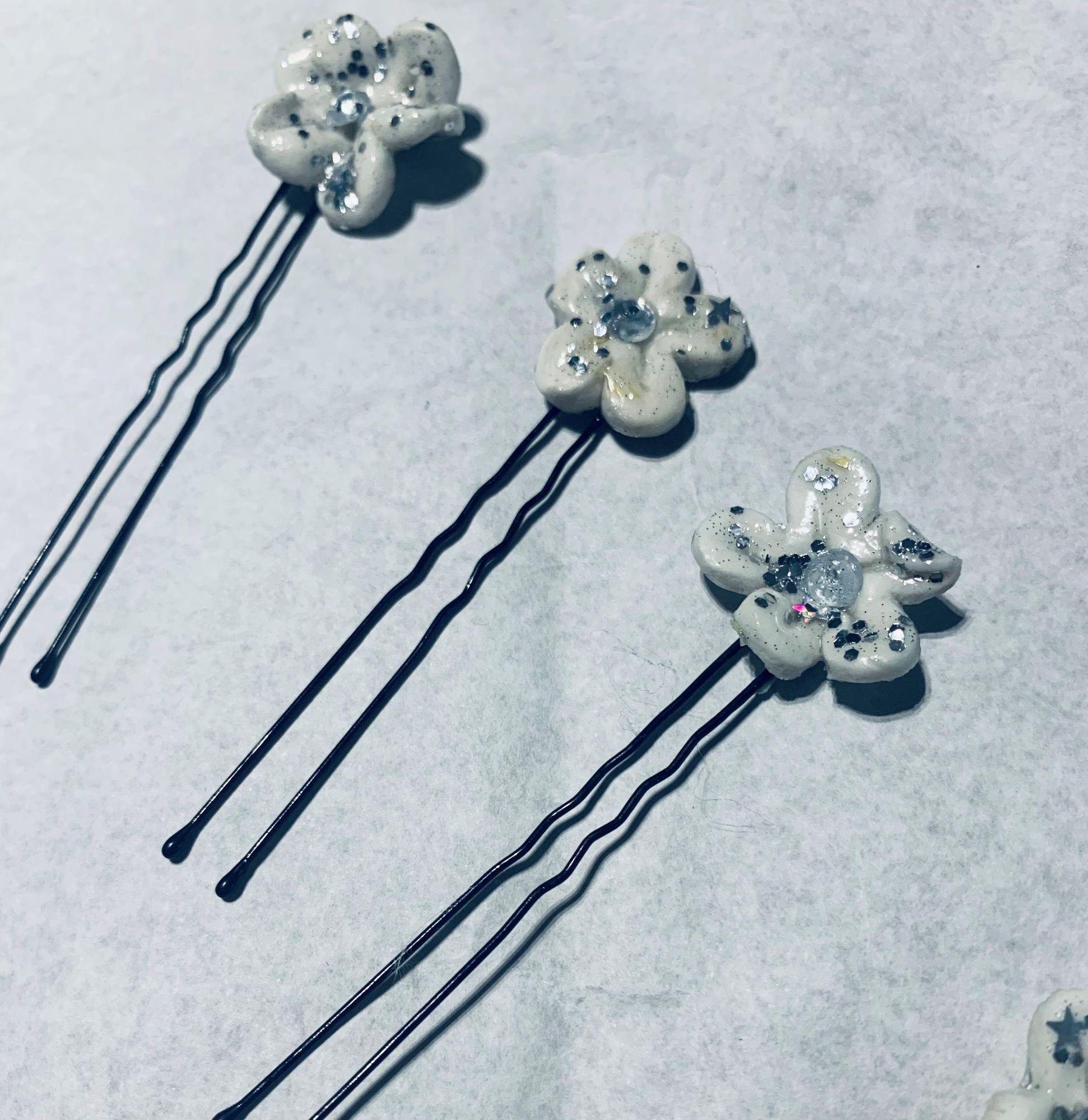 flores de porcelana para el pelo diseño exclusivo hecho a mano-2