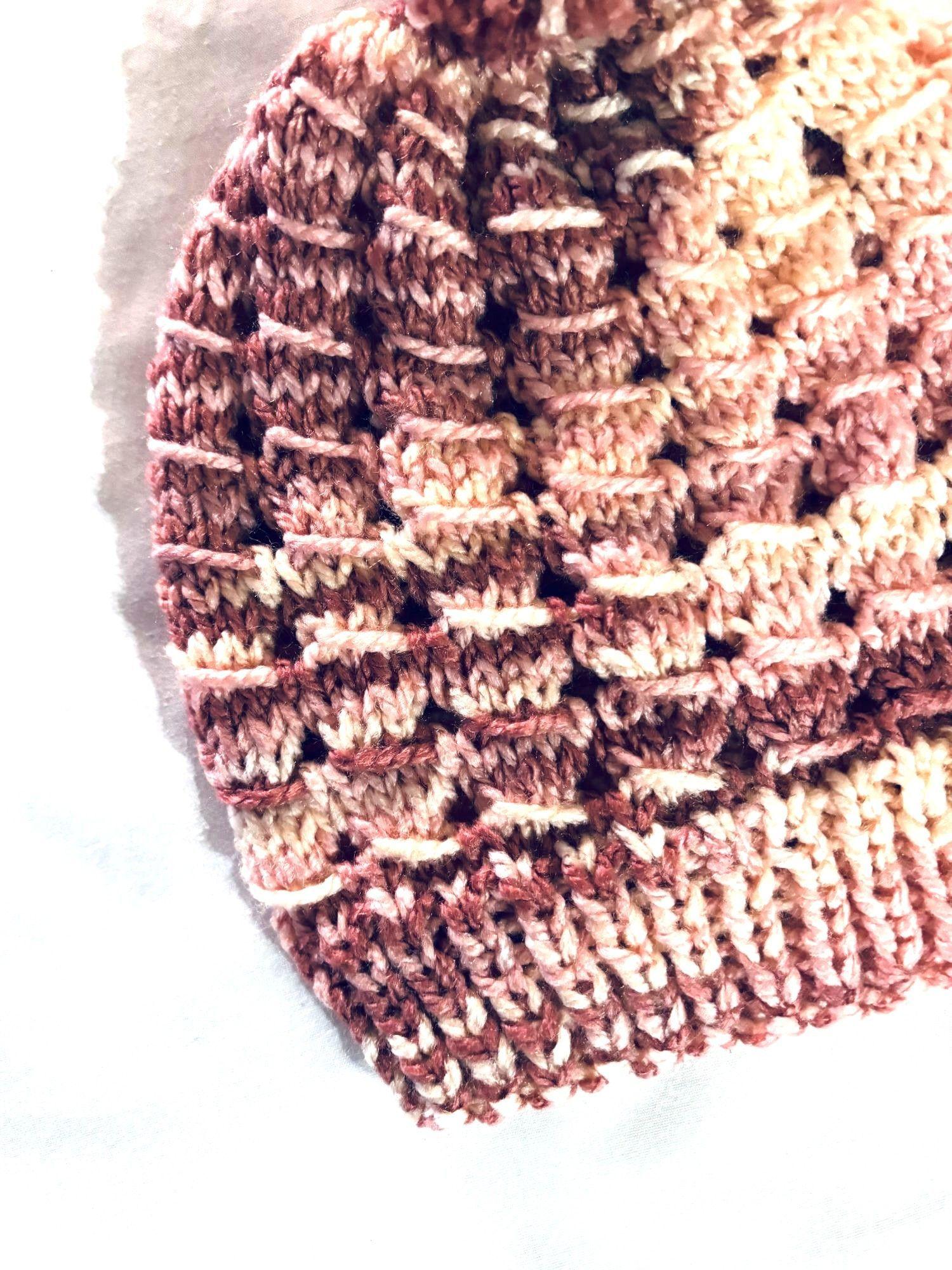GORRO DE NIÑALANA TEJIDO A MANO DISEÑO EXCLUSIVO-2