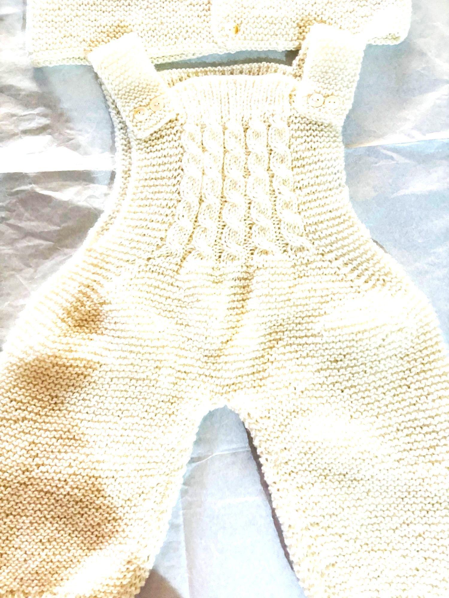 CONJUNTO DE BEBE TEJIDO A MANO DISEÑO EXCLUSIVO-1
