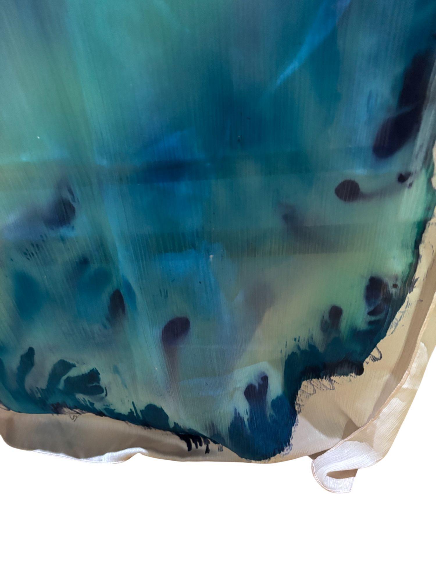 Pañuelo viscosa base beige pintado a mano diseño exclusivo-1