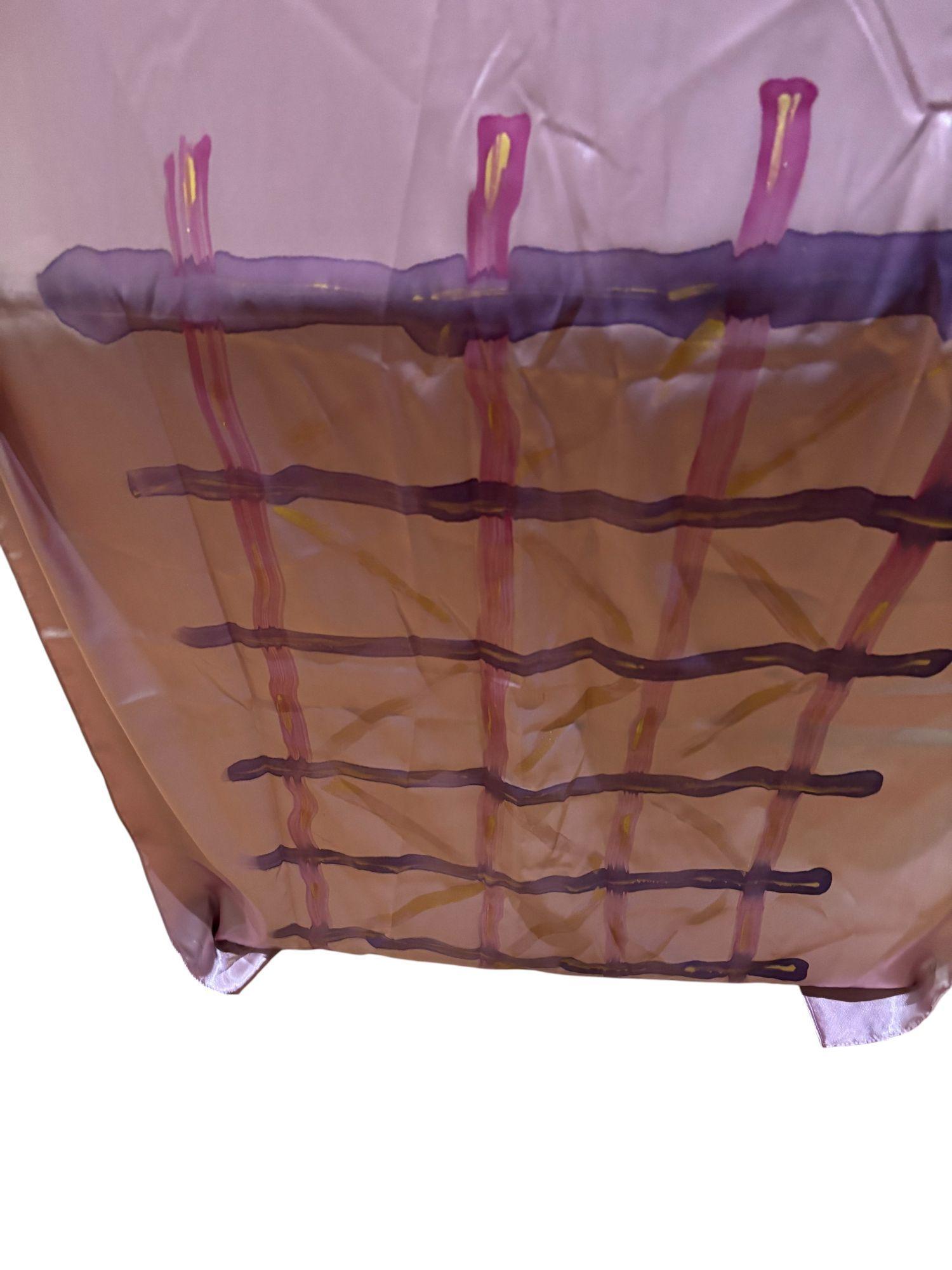 Pañuelo de viscosa tamaño chal pintado a mano diseño exclusivo color base rosa-2