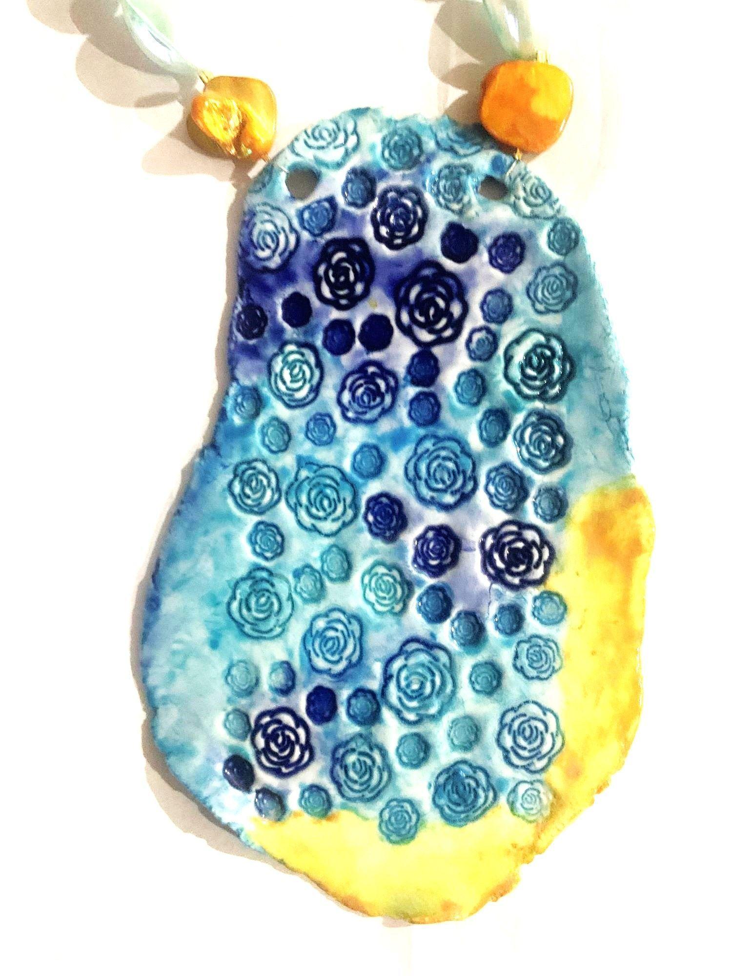 Collar de porcelana hecho a mano diseño exclusivo-2