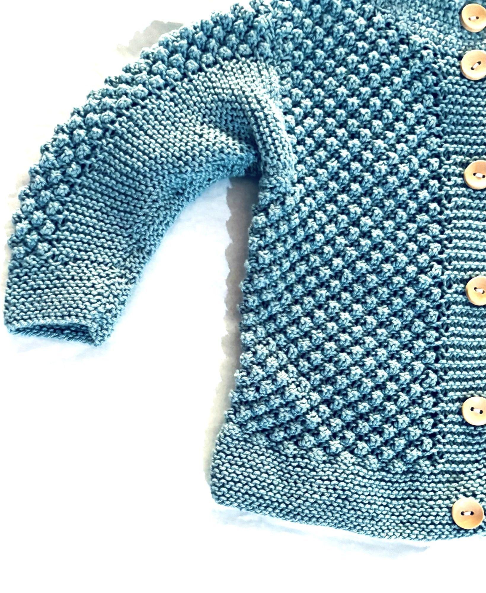 CHALECO HECHO A MANO PARA BEBE DE 8 A 12 MESES-2