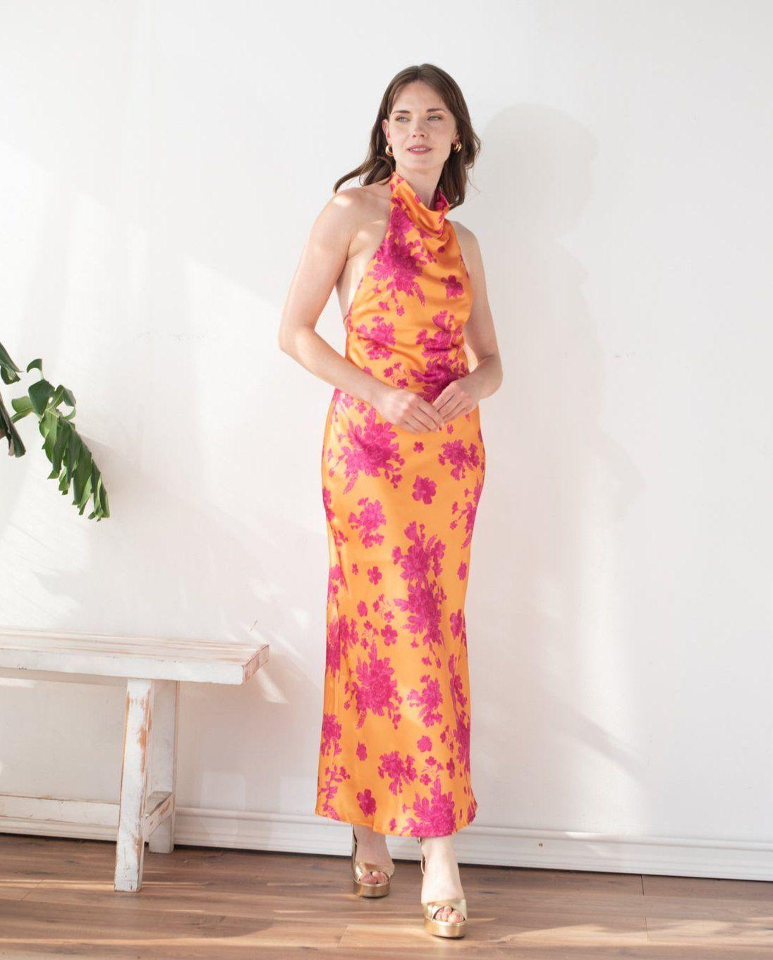 Vestido Largo de Fiesta Marbella Halter Estampado Fondo Naranjo-0