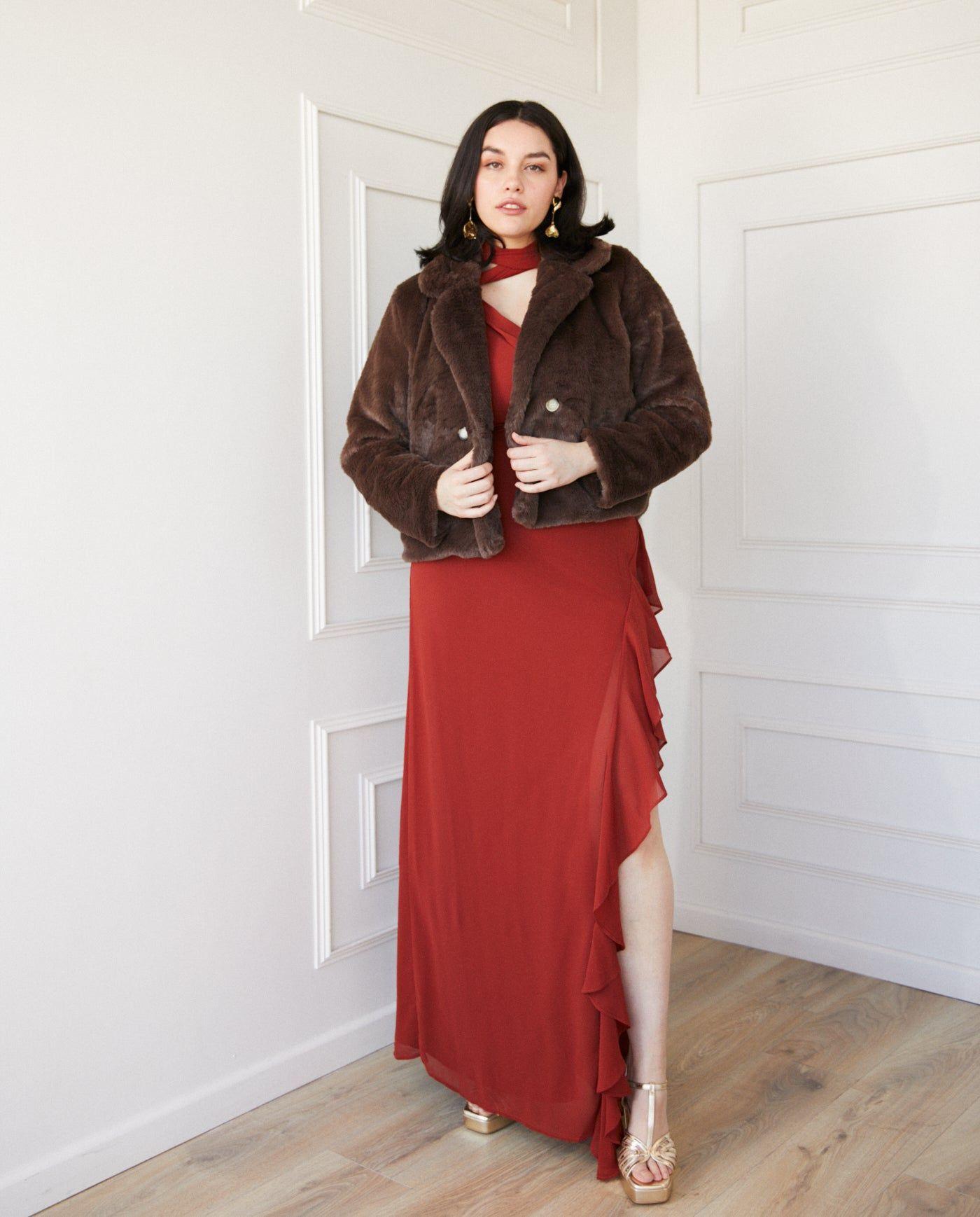 Peludo Renata con Botones Marmoleados Café-3