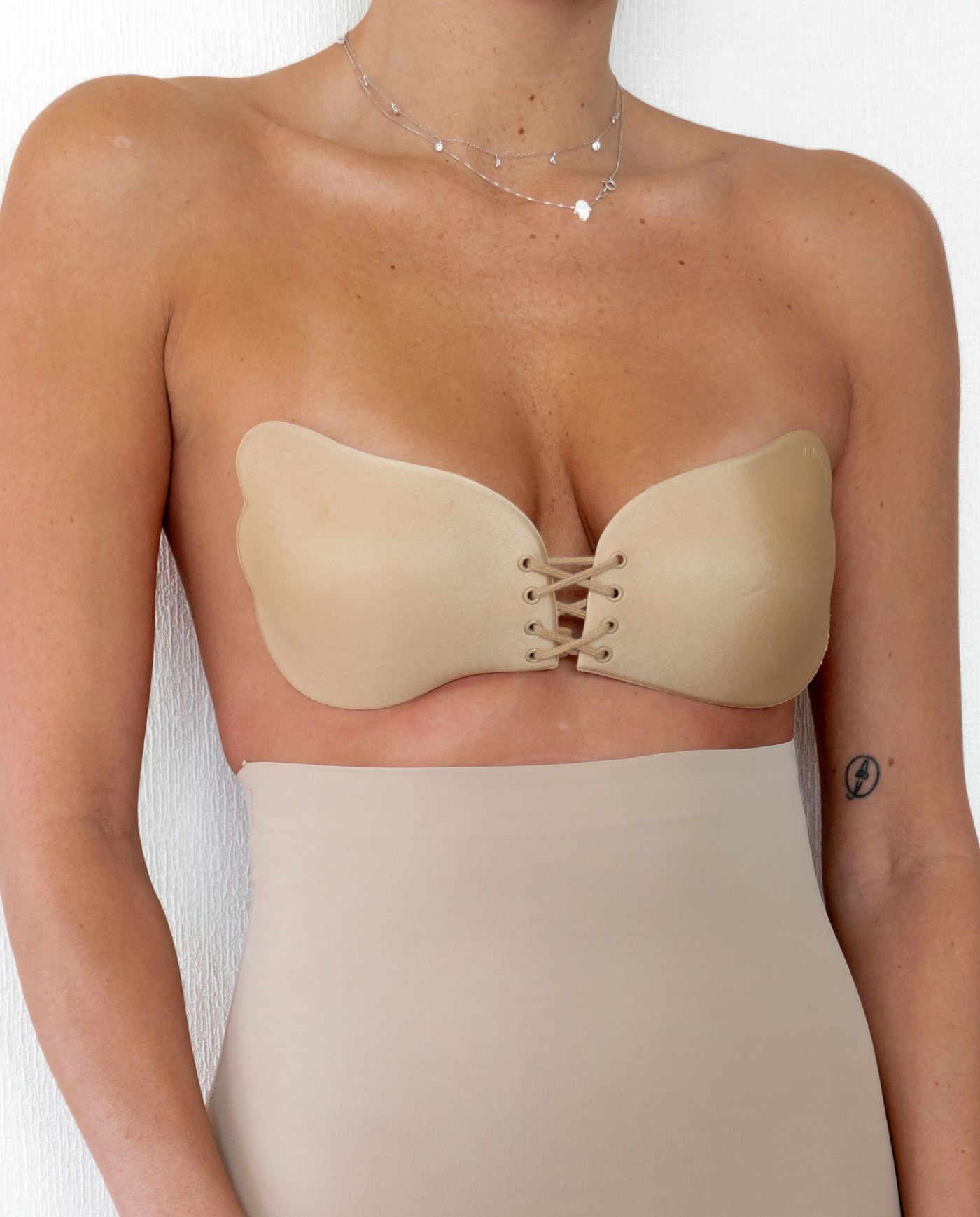 Bra Invisible Cordón Beige-2