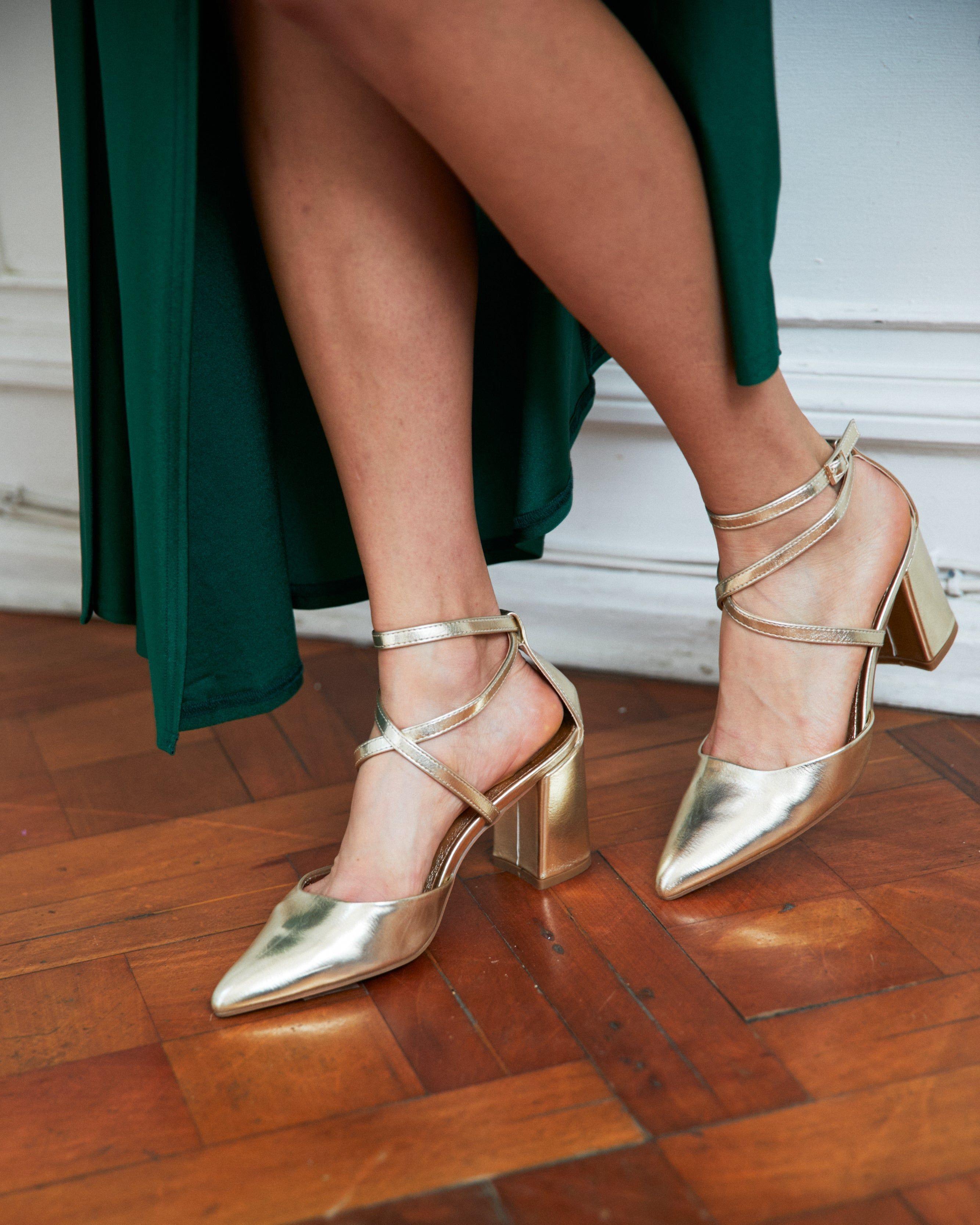 Zapato de Fiesta Málaga Cuero Dorado-2