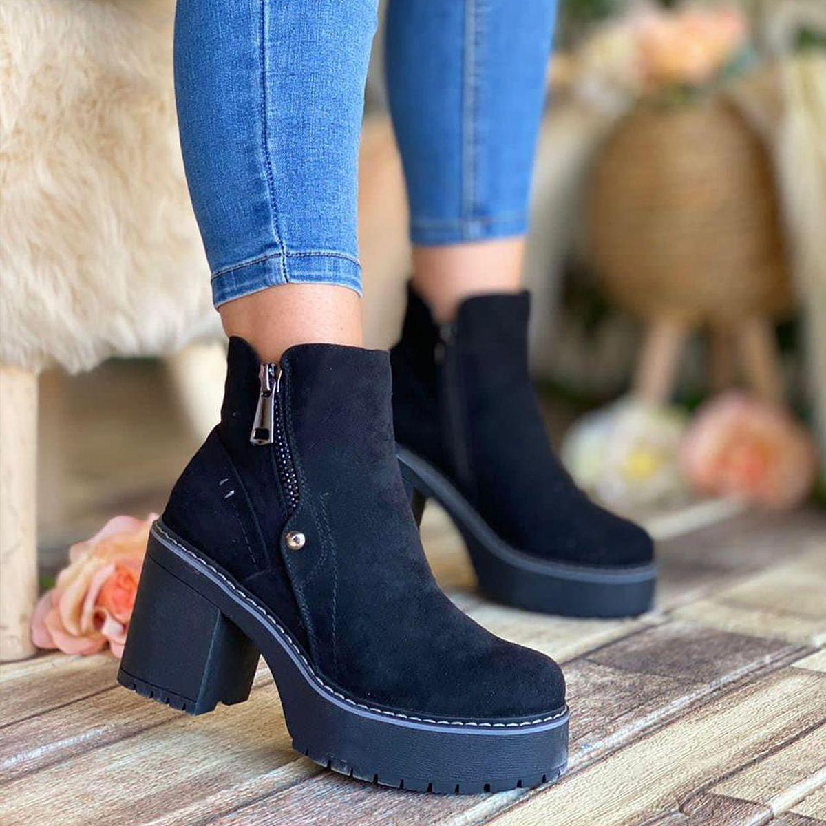 Botines Gamuza Camel Chato Con Taco, Cierres Y Chiporro-1