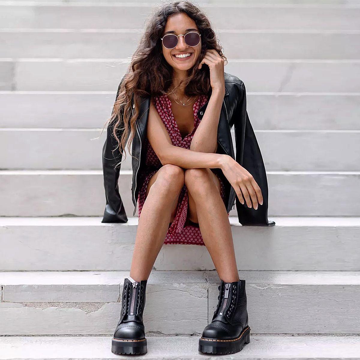 Botín Clásico Con Cierre En Medio Negro-1