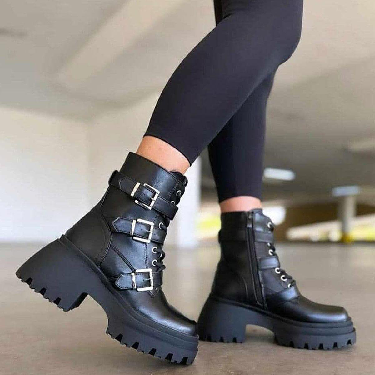 Botines Negro De Tres Hebillas Y Cordones En Cuero-1