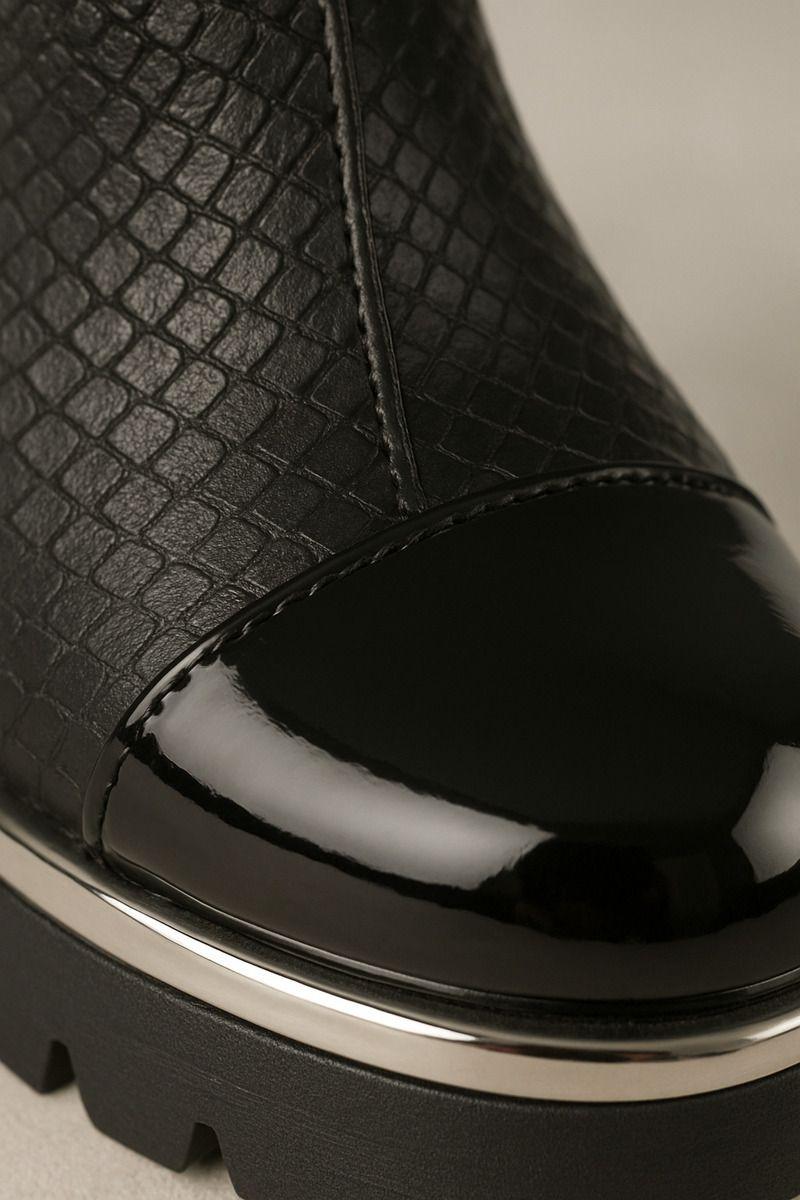 Botín Negro Mujer Acabado Charol + Textura Reptil-4