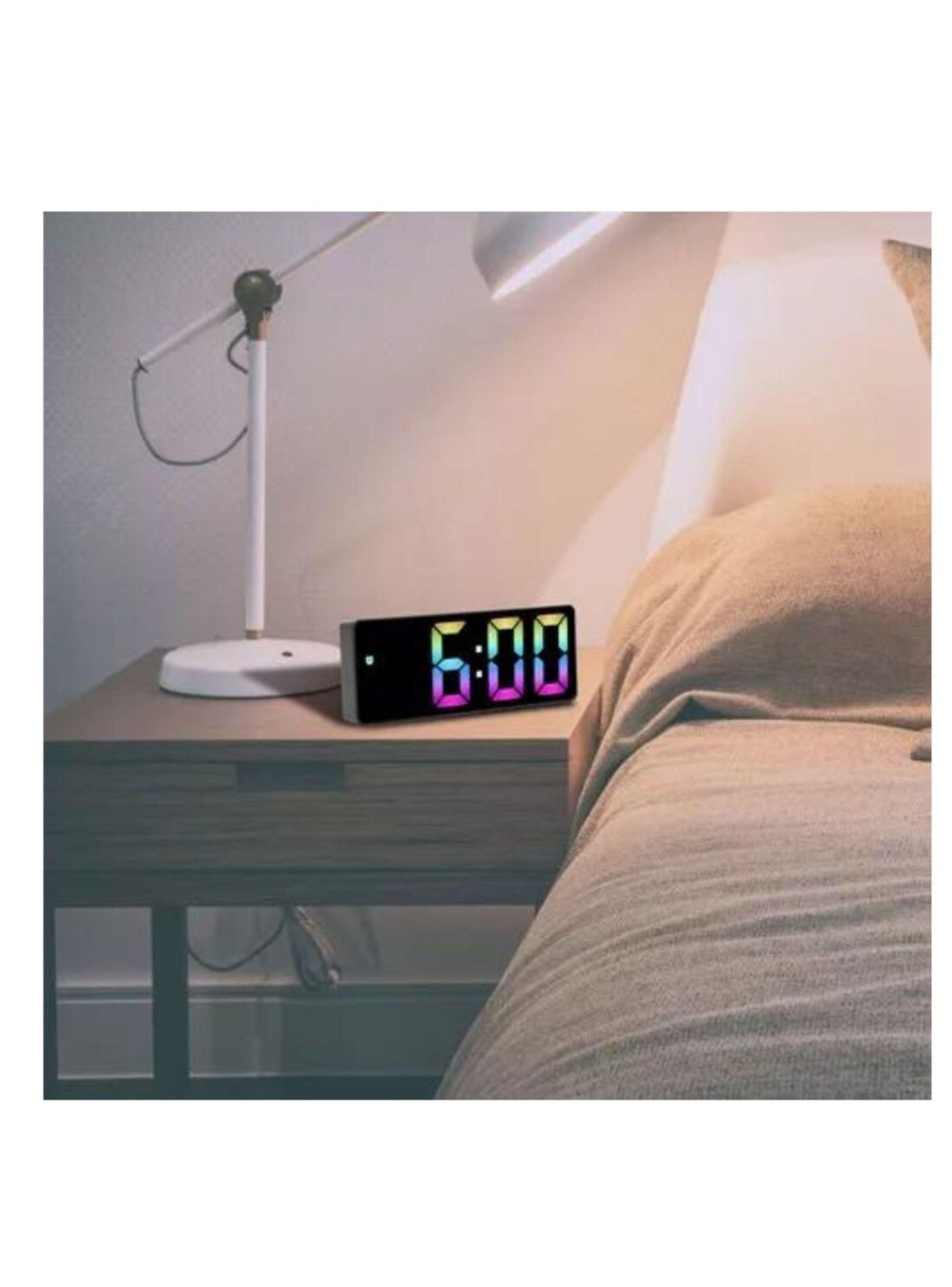 Reloj DIGITAL MULTICOLOR ESPEJO Led Ak84-4
